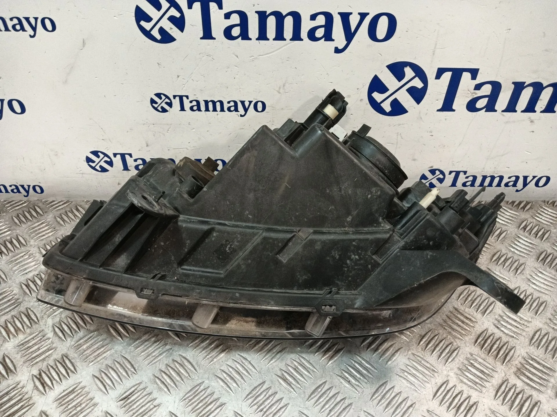 Faro Derecho para Dacia Logan Ii