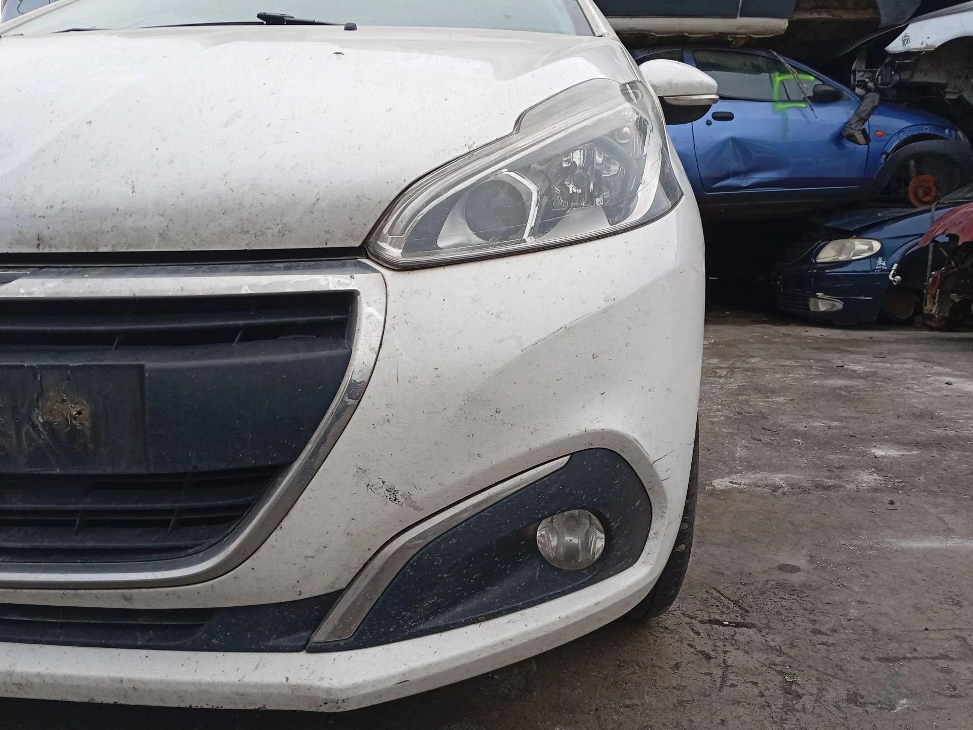 Faro Antiniebla Izquierdo para Peugeot 208 I (Ca_, Cc_)