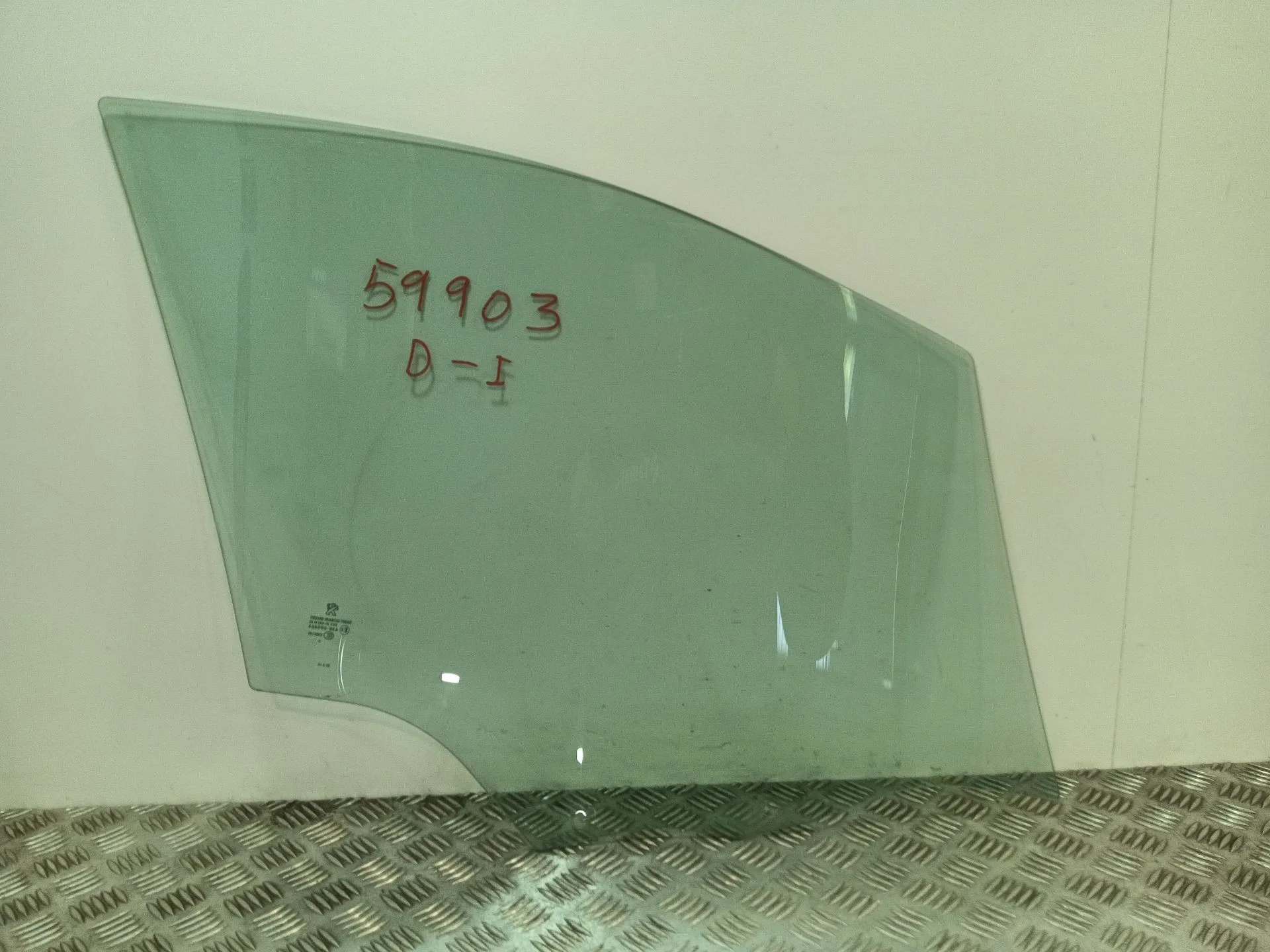 Luna Delantera Izquierda para Peugeot 208 I (Ca_, Cc_)