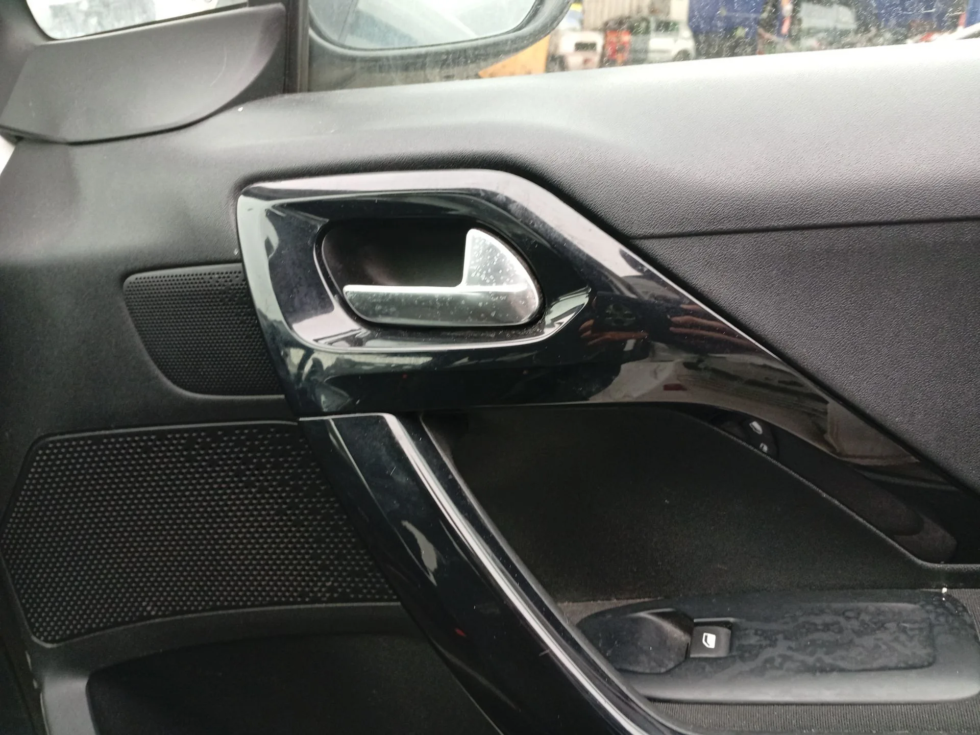 Maneta Interior Delantera Derecha para Peugeot 208 I (Ca_, Cc_)