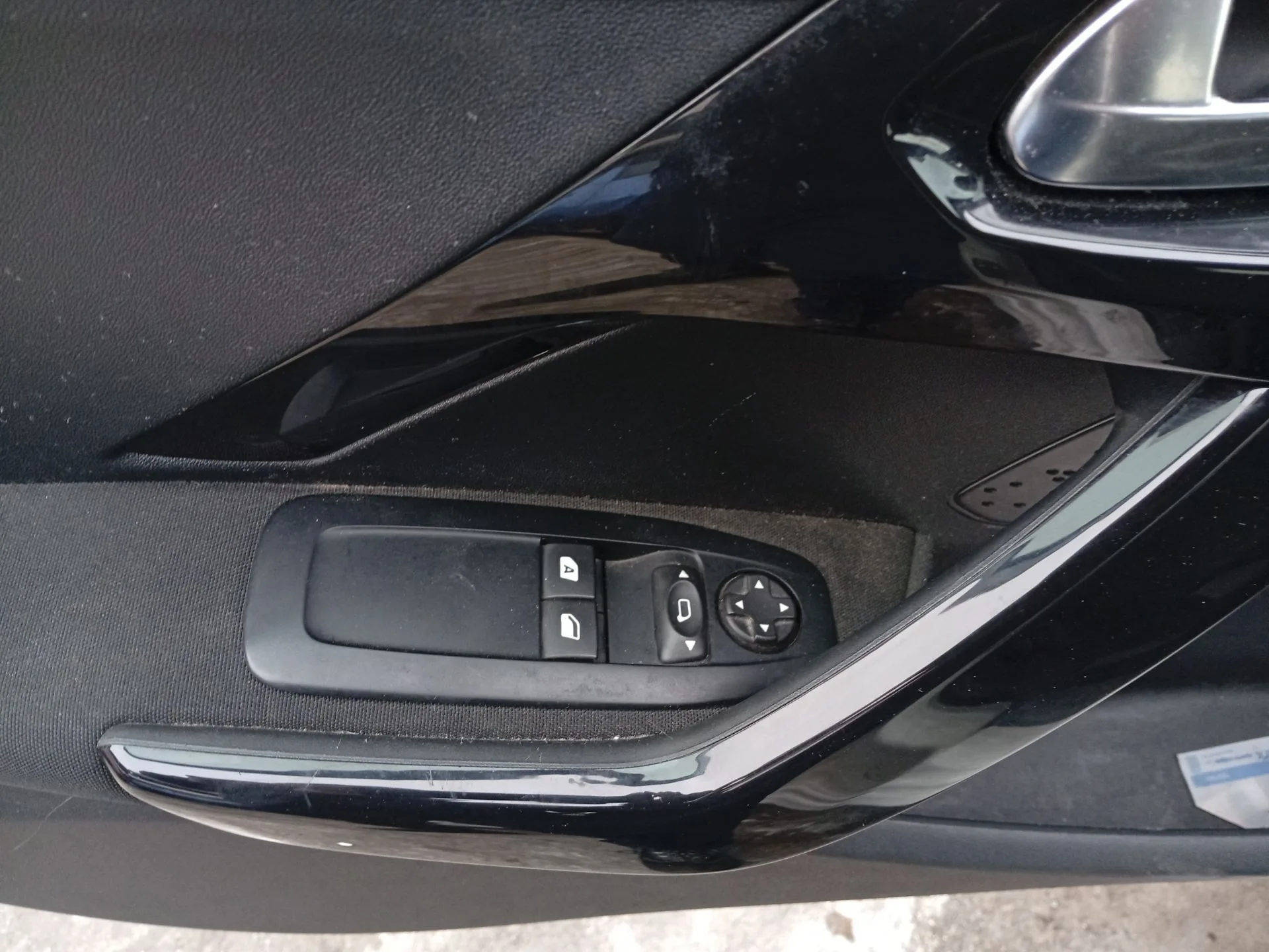 Mando Elevalunas Delantero Izquierdo para Peugeot 208 I (Ca_, Cc_)