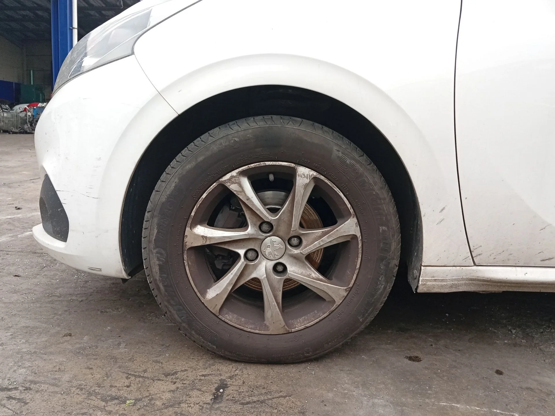 Amortiguador Delantero Izquierdo para Peugeot 208 I (Ca_, Cc_)