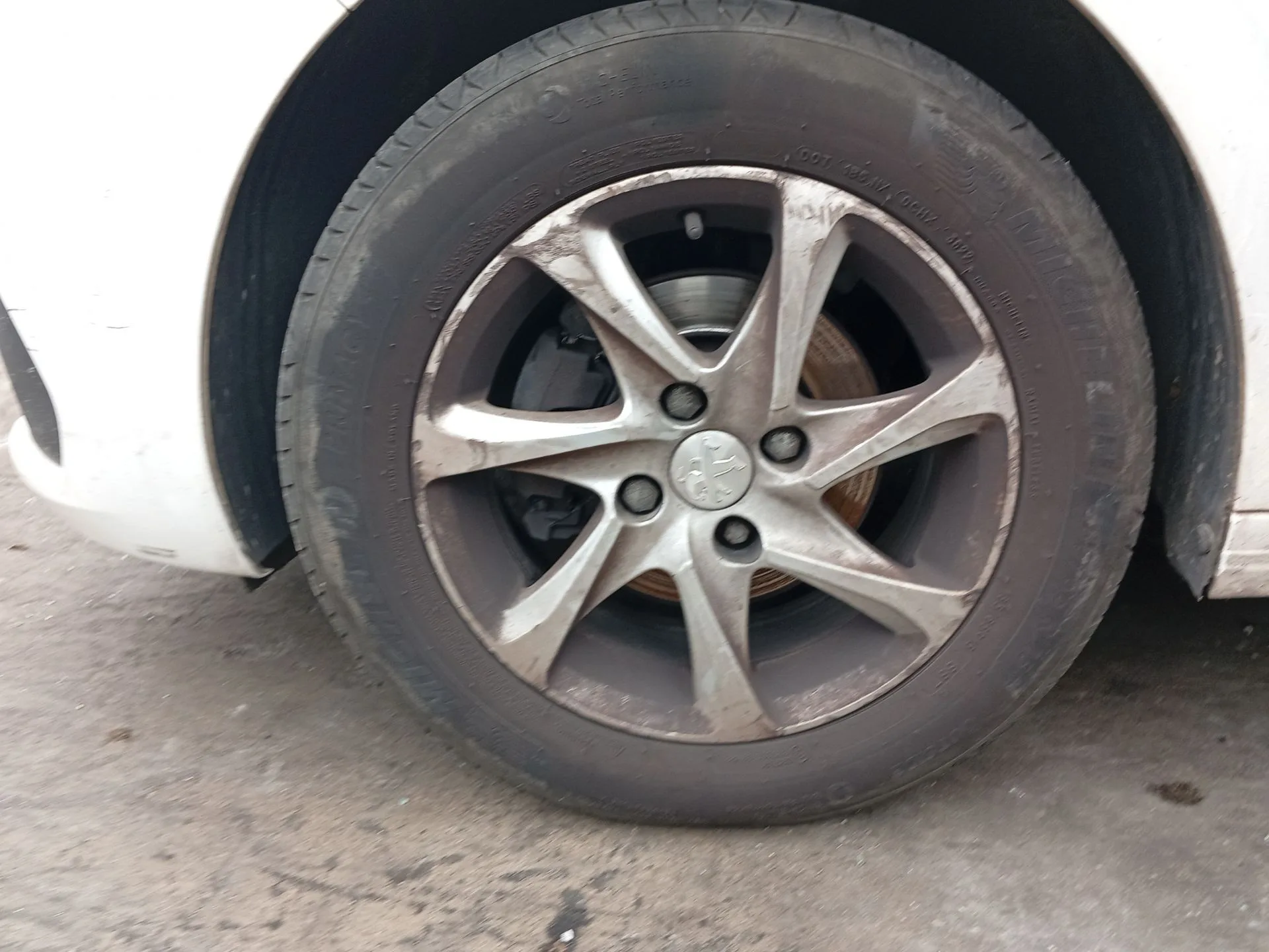 Pinza Freno Delantera Izquierda para Peugeot 208 I (Ca_, Cc_)