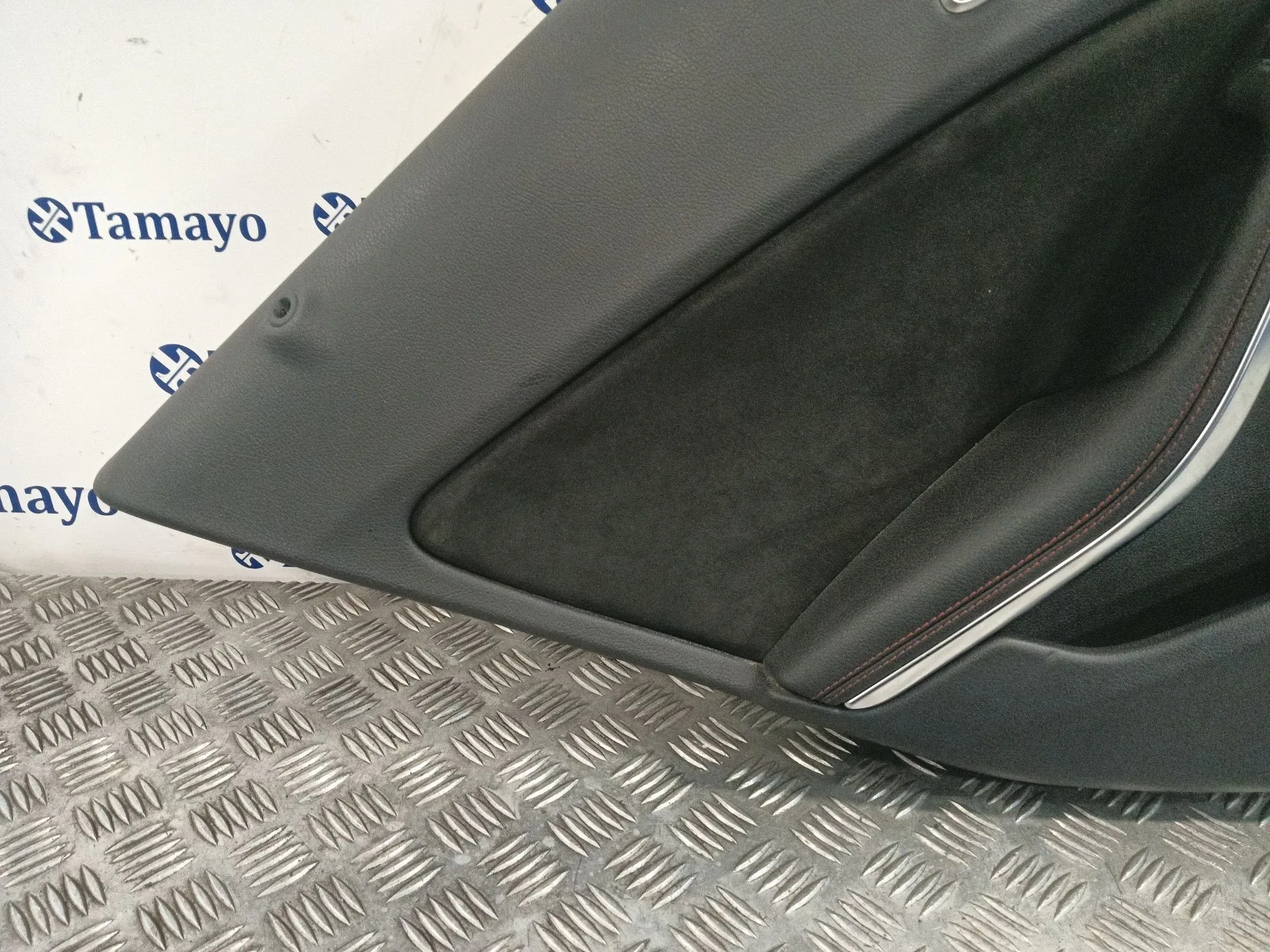 Guarnecido Puerta Trasera Izquierda para Mercedes-Benz Clase A (W176)