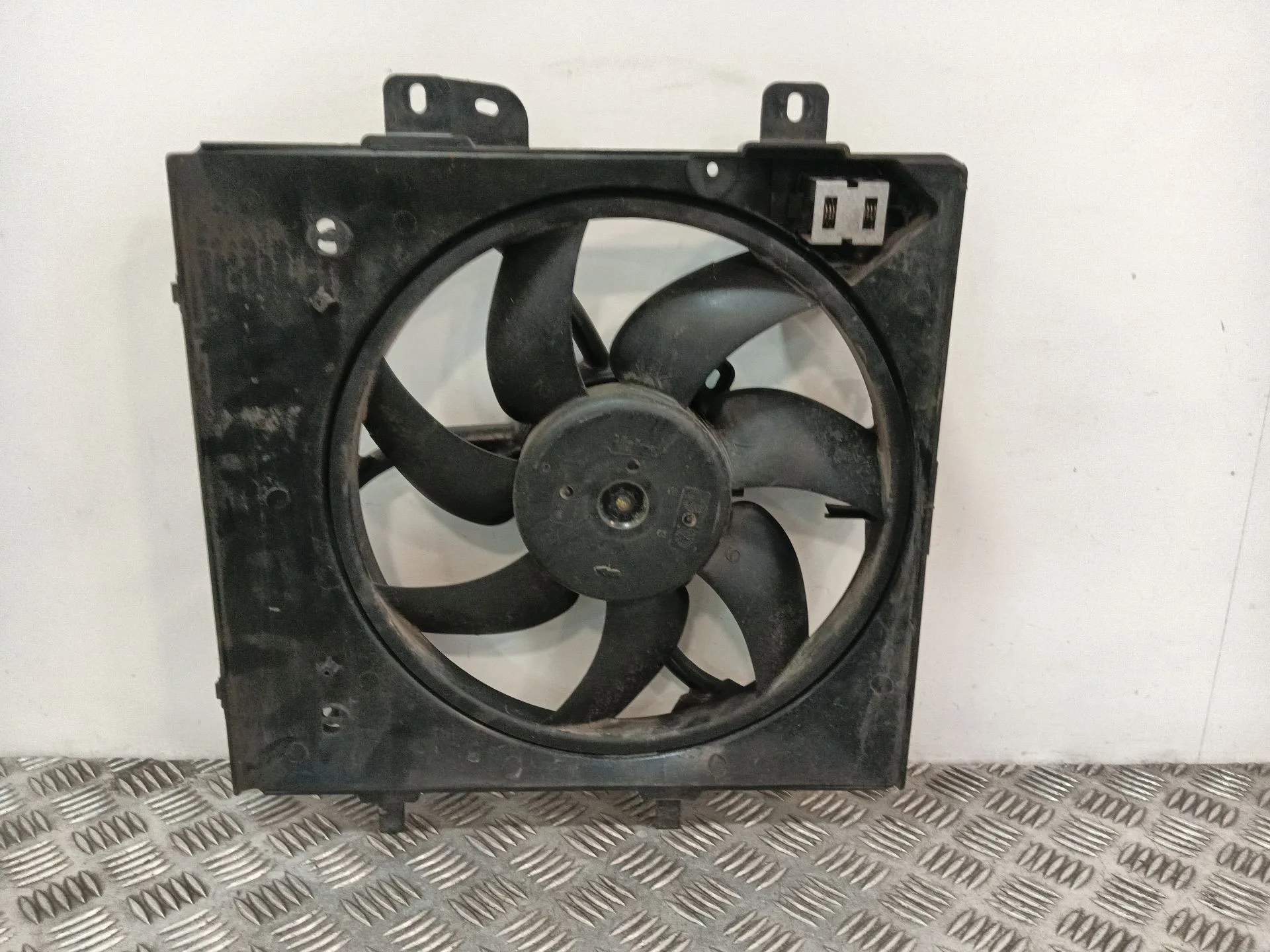 Electroventilador para Citroën C3 Iii (Sx)