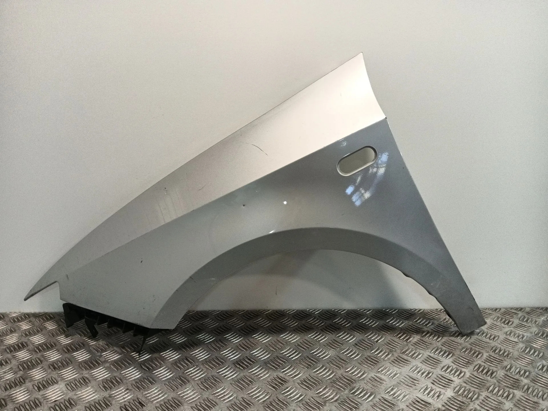 Aleta Delantera Izquierda para Seat Ibiza Iv (6J5, 6P1)