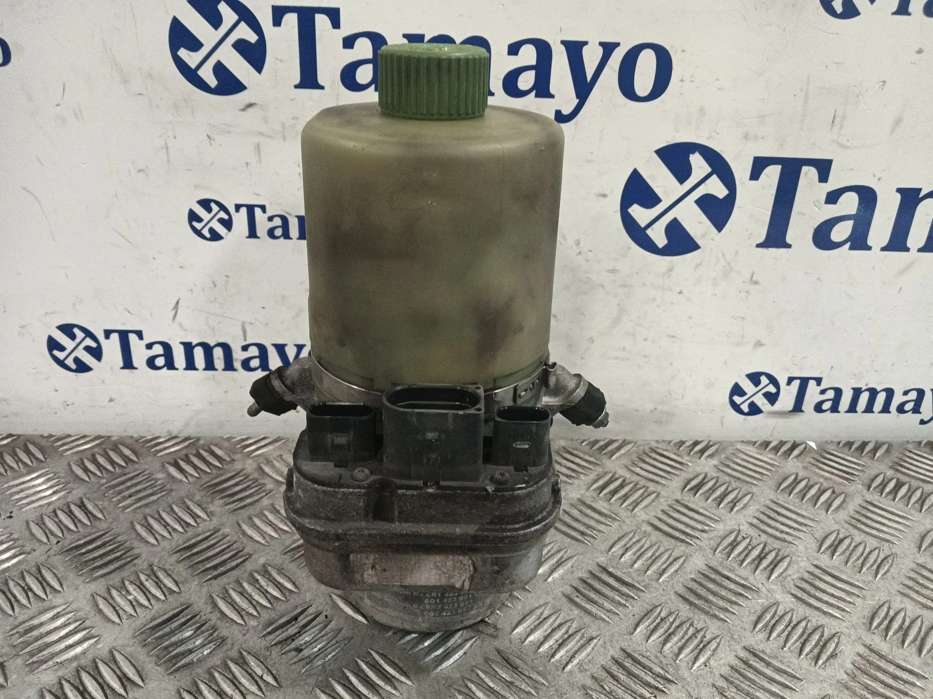 Bomba Direccion para Seat Ibiza Iii (6L1)