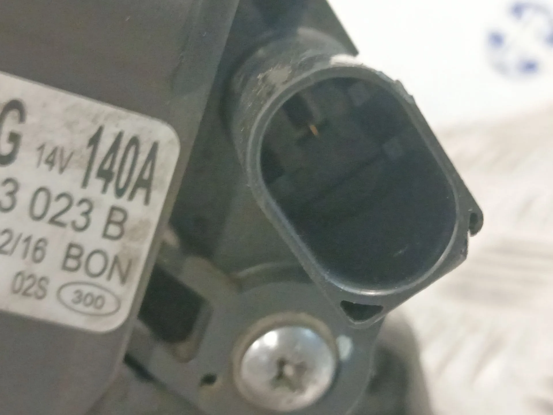 Alternador para Volkswagen Polo V (6R1, 6C1)