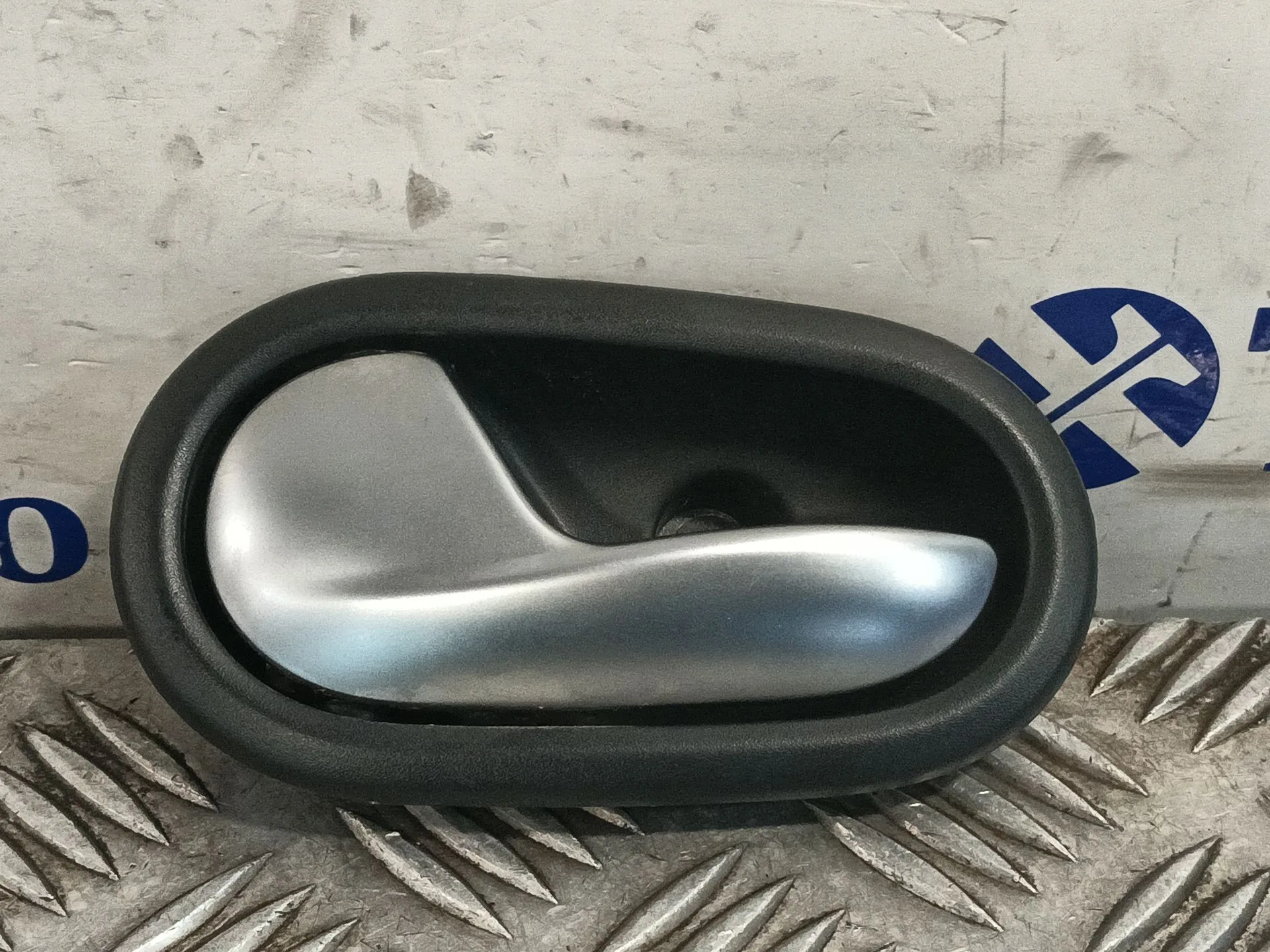 Maneta Interior Trasera Izquierda para Dacia Sandero