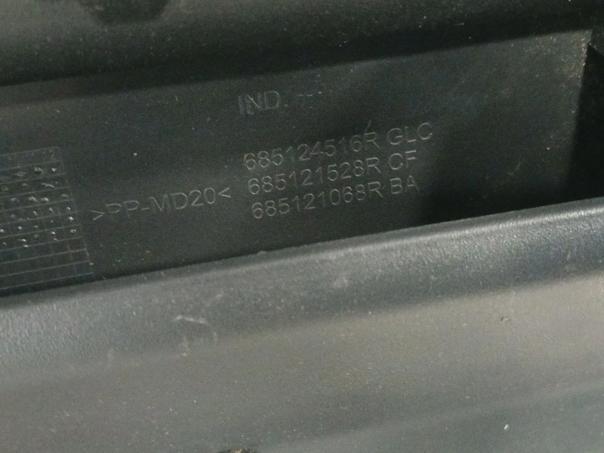 Tapa Guantera para Dacia Sandero