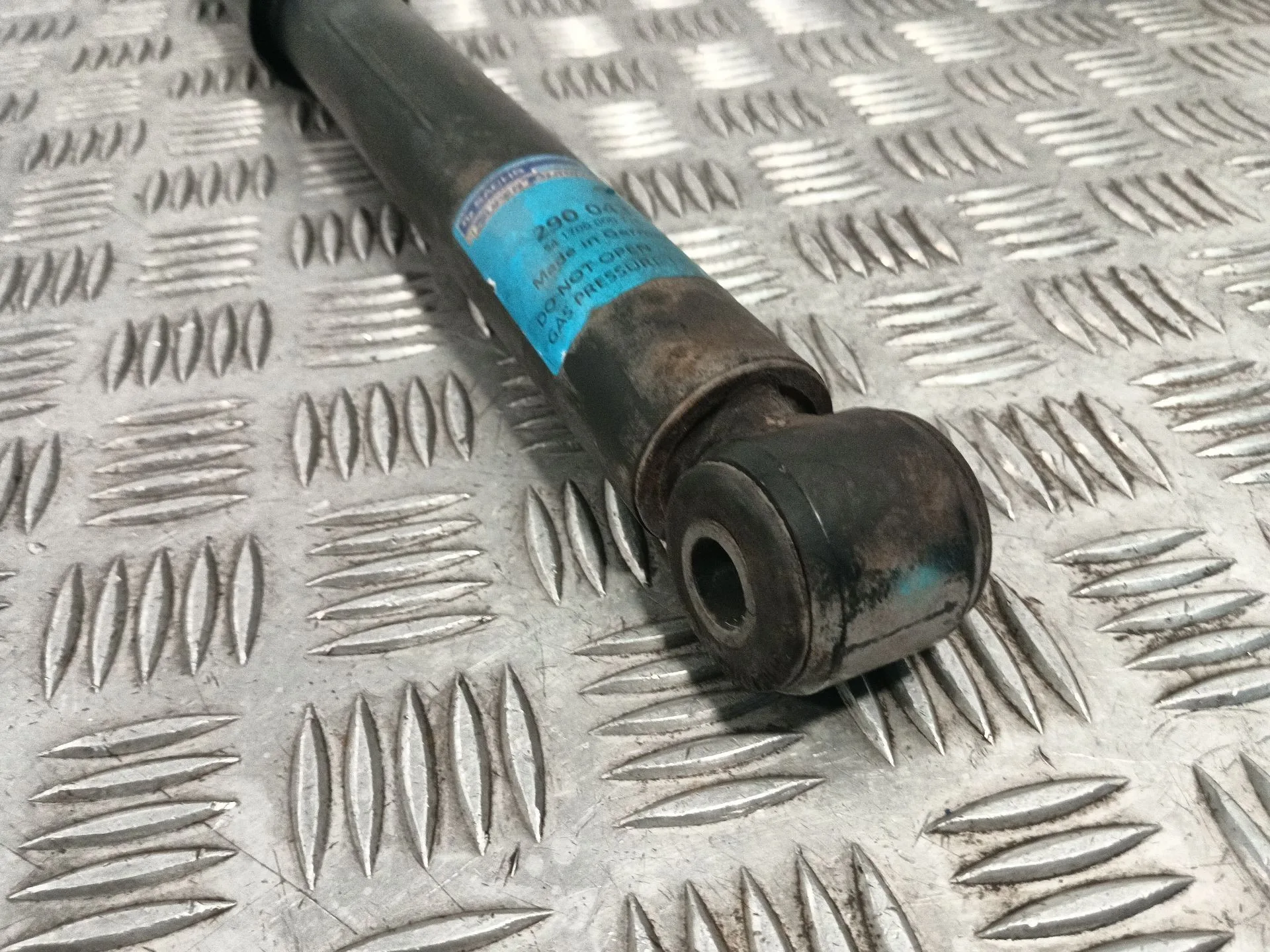 Amortiguador Trasero Izquierdo para Mercedes-Benz Vito Furgoneta (W638)