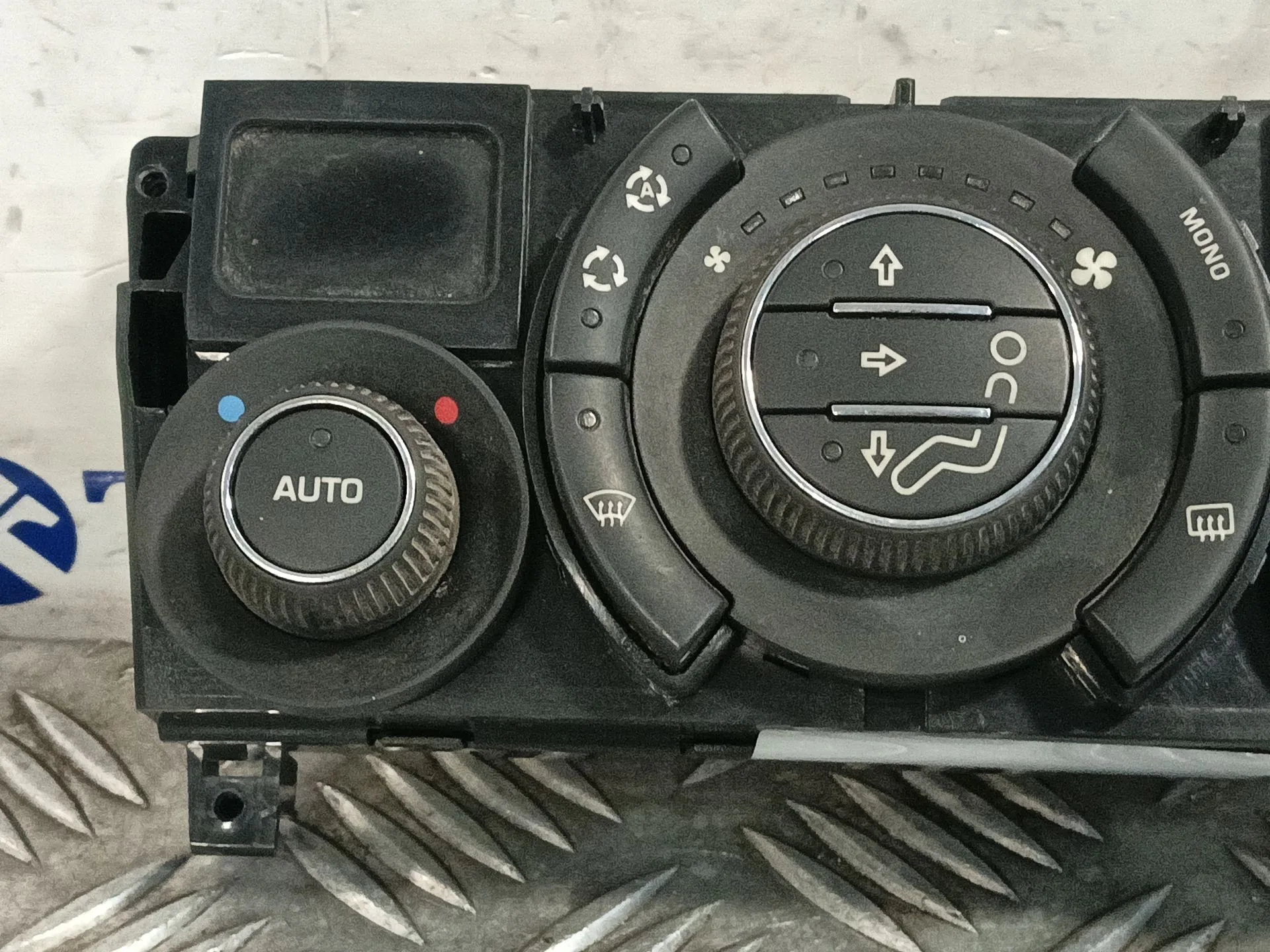 Mando Climatizador para Peugeot 3008