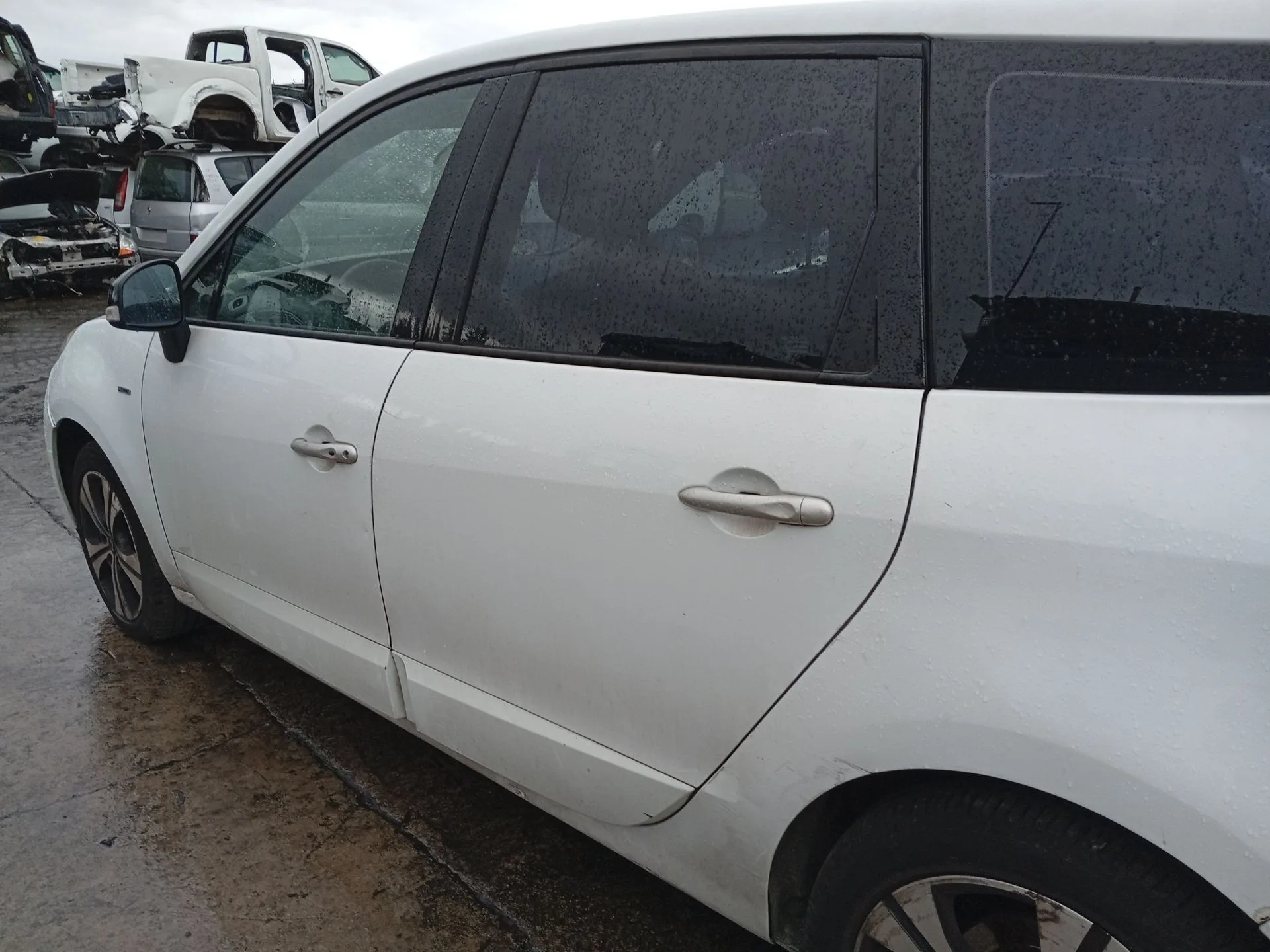 Puerta Trasera Izquierda para Renault Grand Scenic Iii (Jz0/1_)