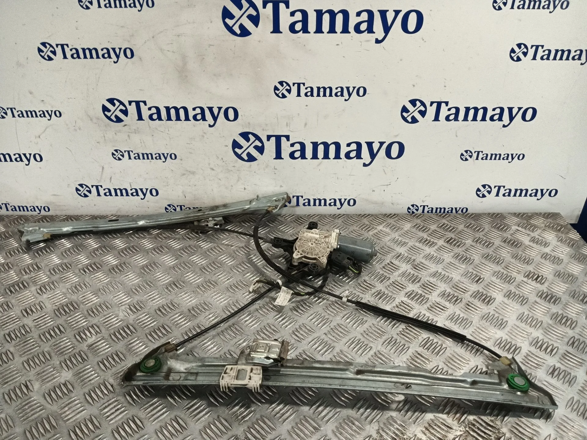 Elevalunas Delantero Derecho para Mercedes-Benz Vito / Mixto Furgoneta (W639)