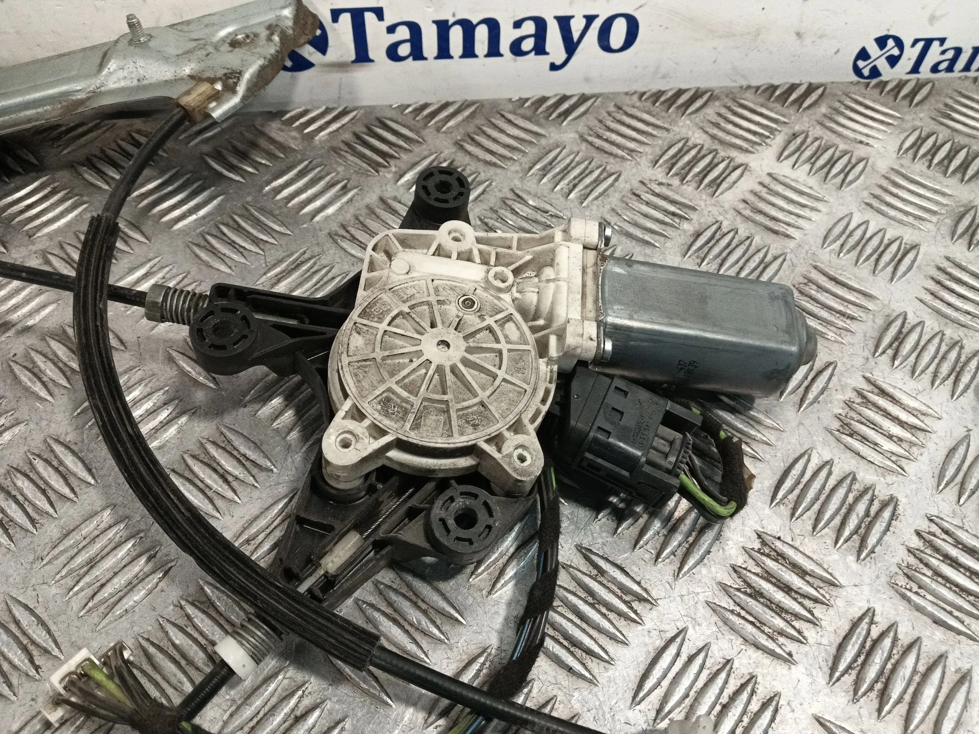 Elevalunas Delantero Derecho para Mercedes-Benz Vito / Mixto Furgoneta (W639)