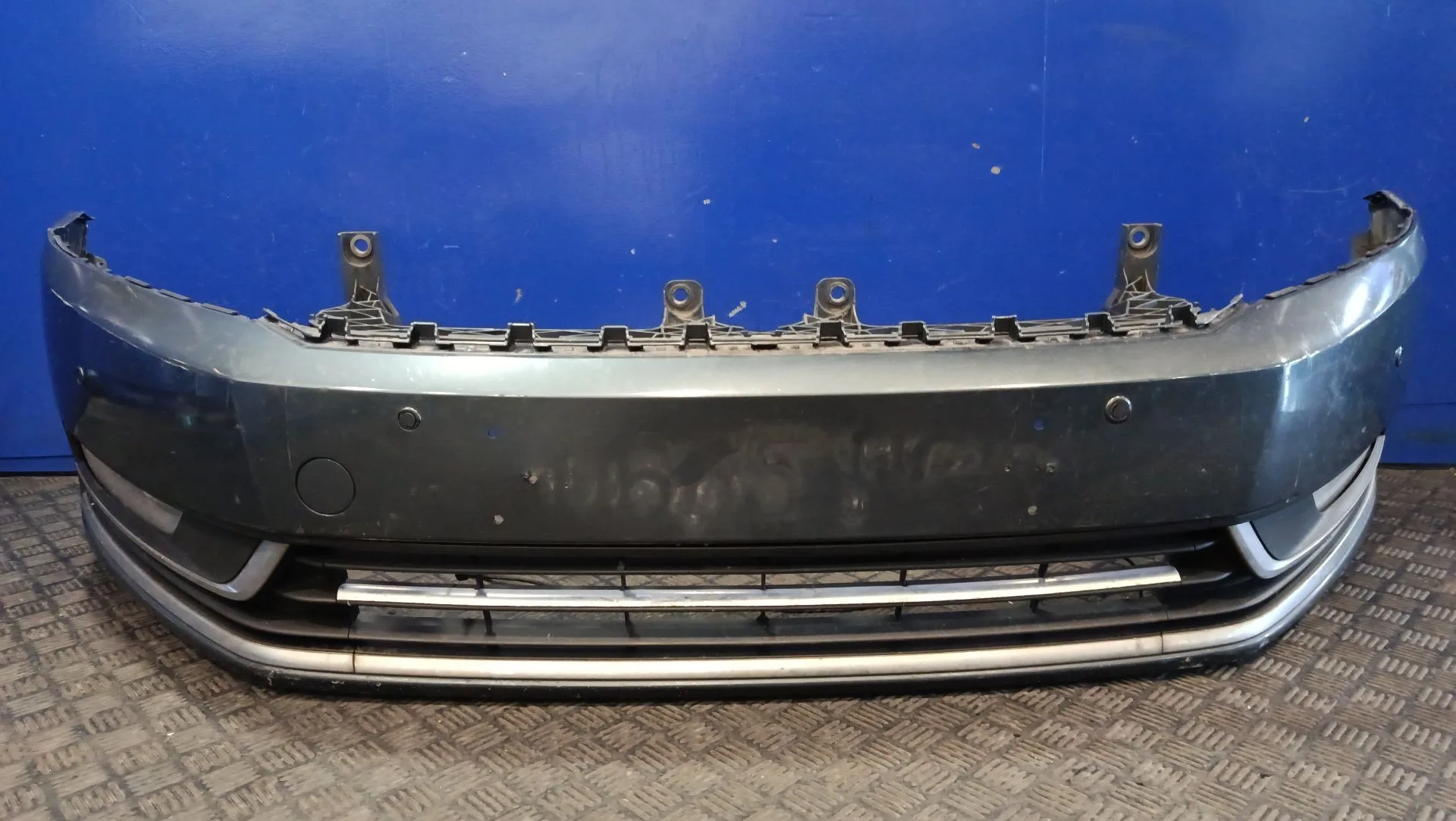 Paragolpes Delantero para Volkswagen Passat B7 Variant (365)