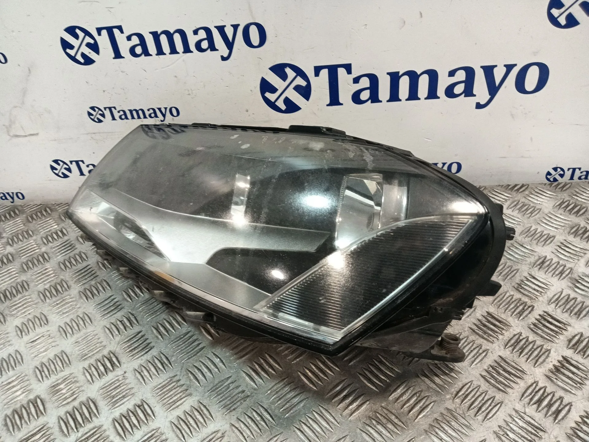 Faro Izquierdo para Volkswagen Passat B7 Variant (365)