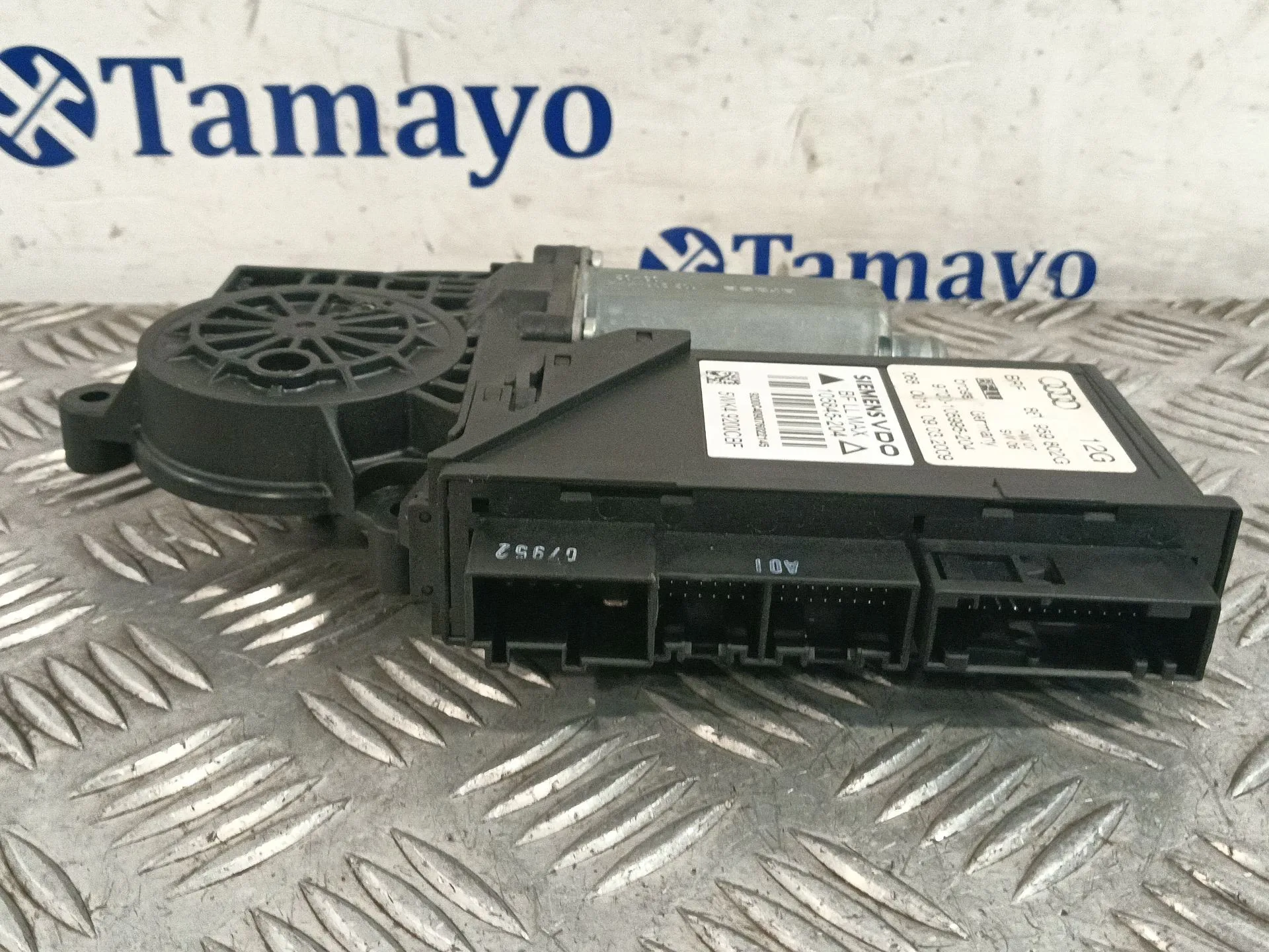 Motor Elevalunas Delantero Derecho para Seat Exeo (3R2)