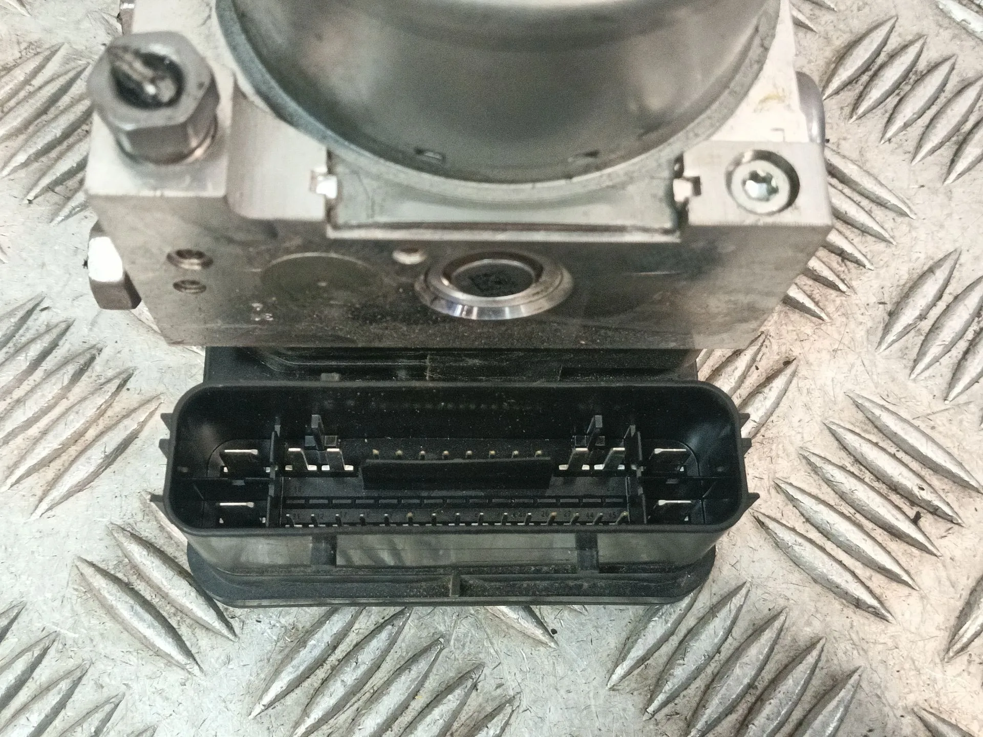 Abs para Ford Puma (J2K, Cf7)