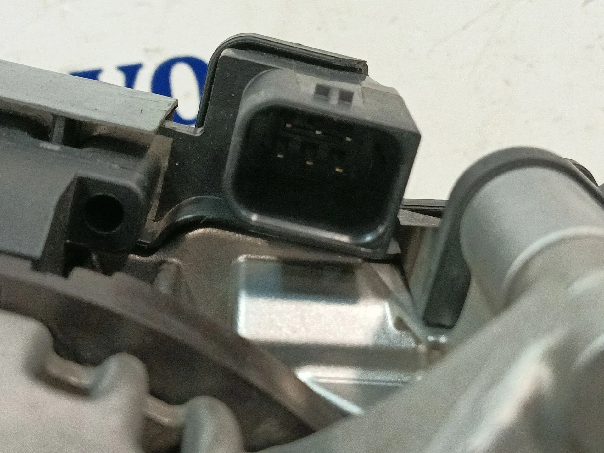 Alternador para Ford Puma (J2K, Cf7)