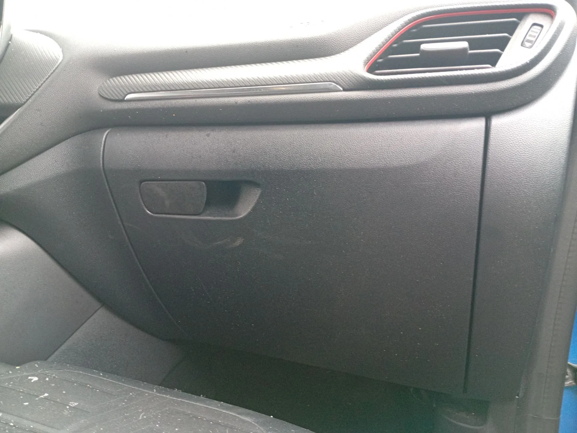 Guantera para Ford Puma (J2K, Cf7)