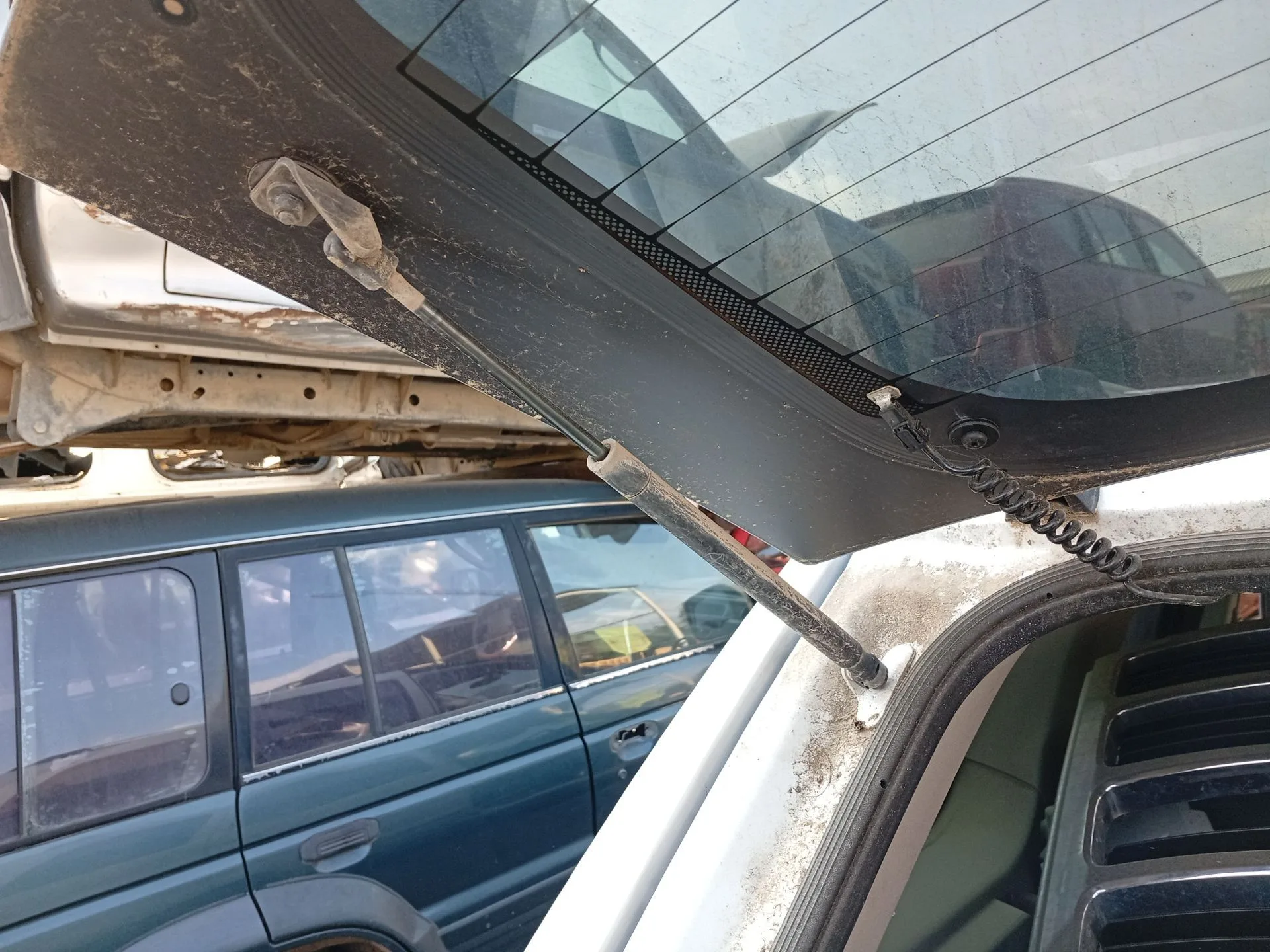 Amortiguadores Maletero / Porton para Jeep Grand Cherokee Iii (Wh, Wk)