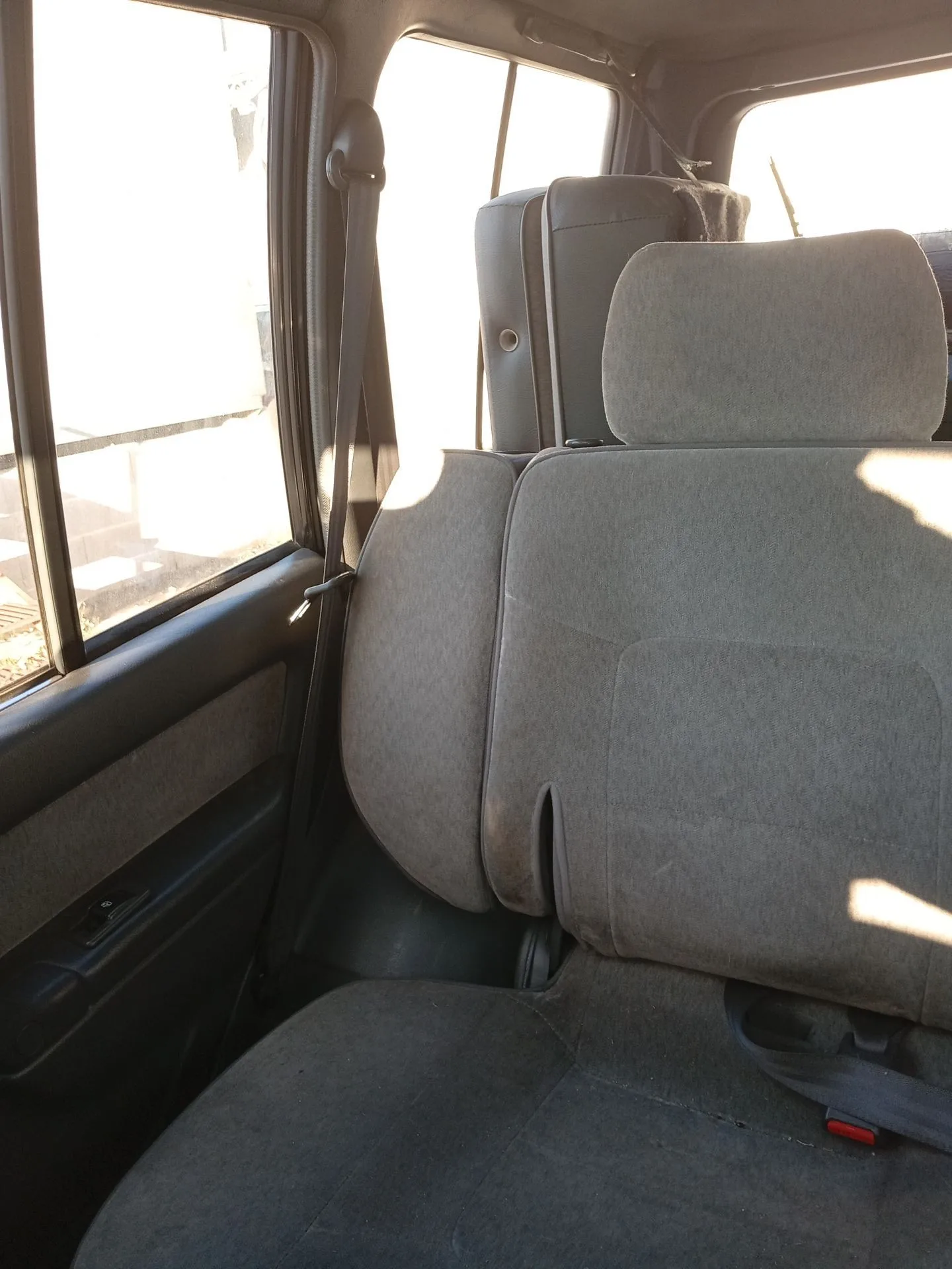 Cinturon Seguridad Trasero Derecho para Mitsubishi Montero Canvas Top (V2_C, V4_C)