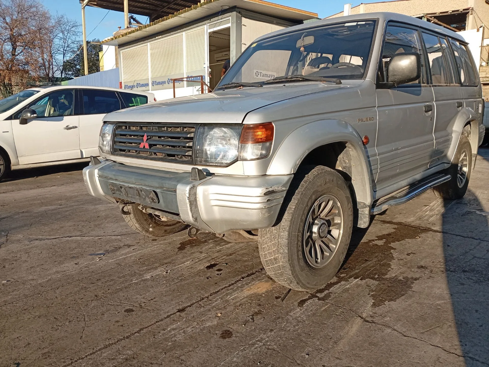 Paragolpes Delantero para Mitsubishi Montero Canvas Top (V2_C, V4_C)