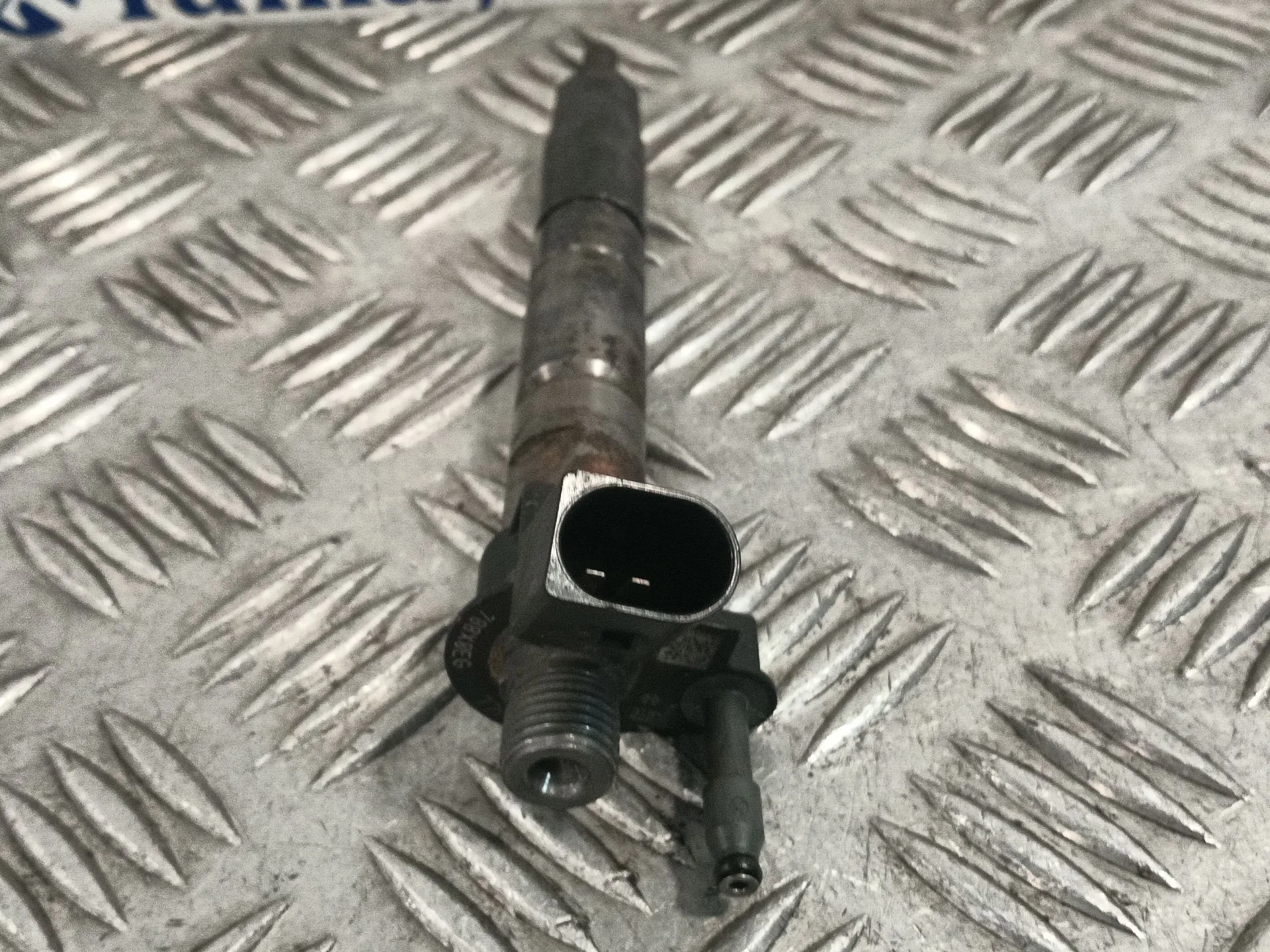 Inyector para Bmw 1 (E81)