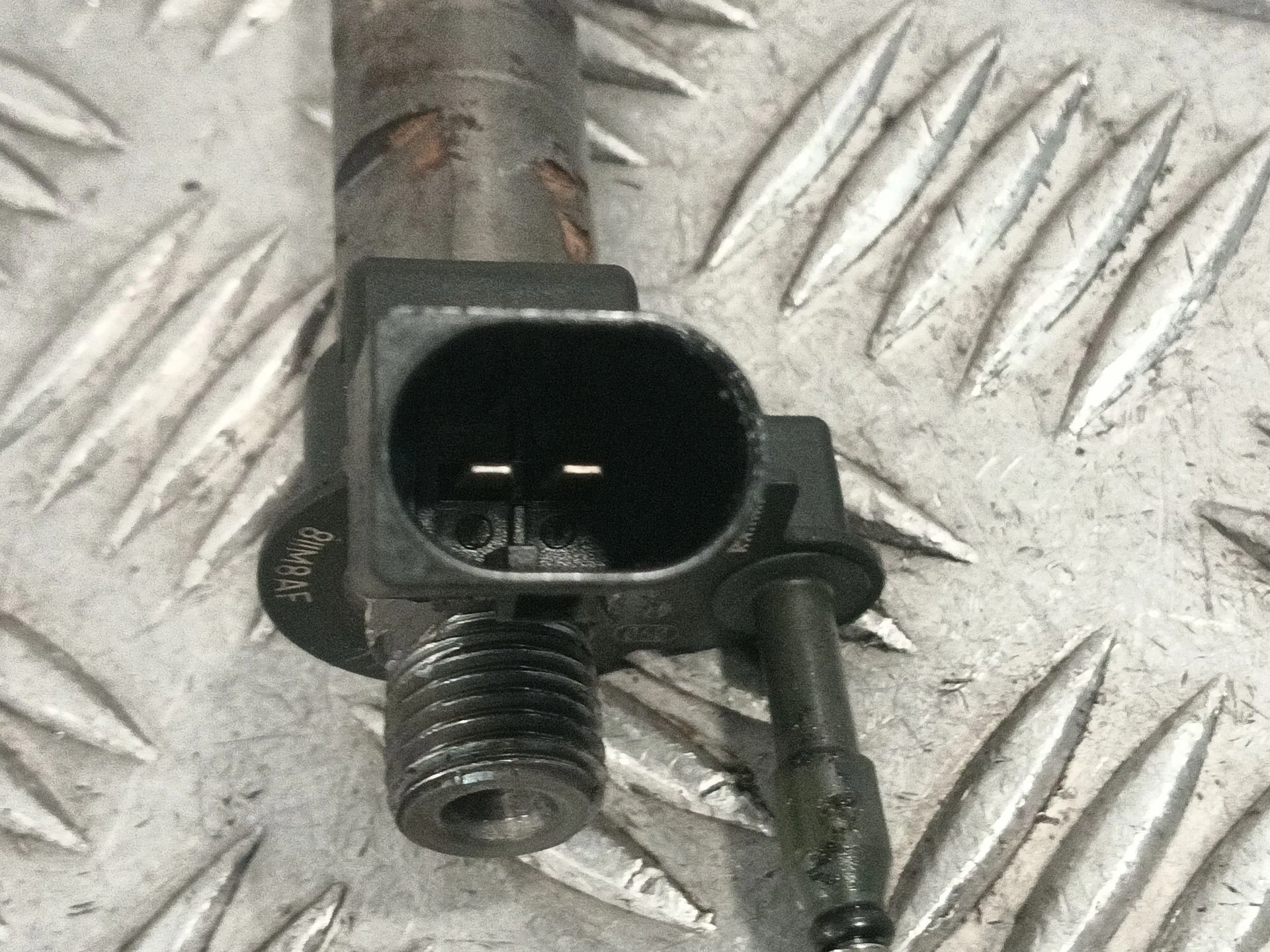 Inyector para Bmw 1 (E81)