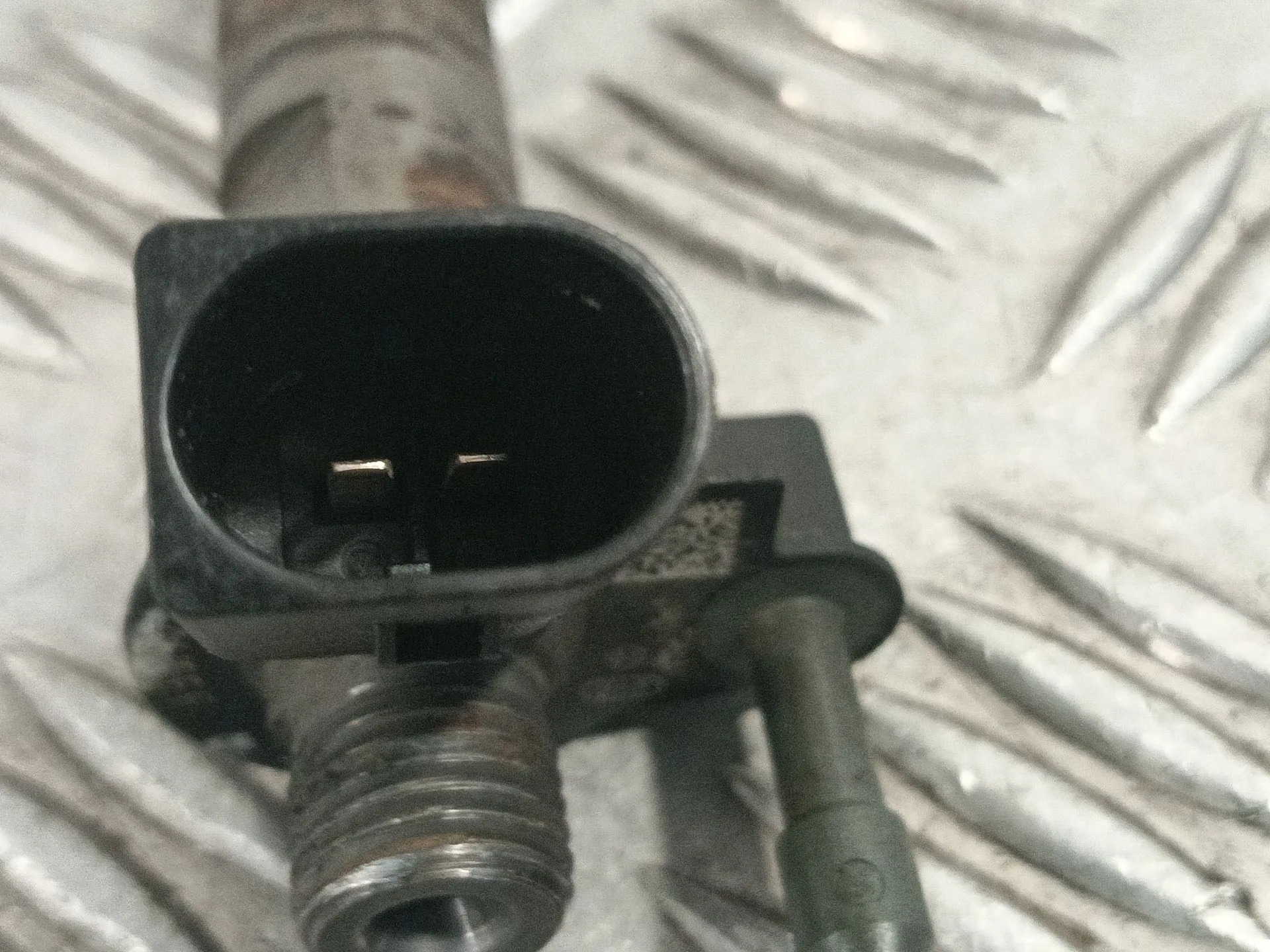 Inyector para Bmw 1 (E81)