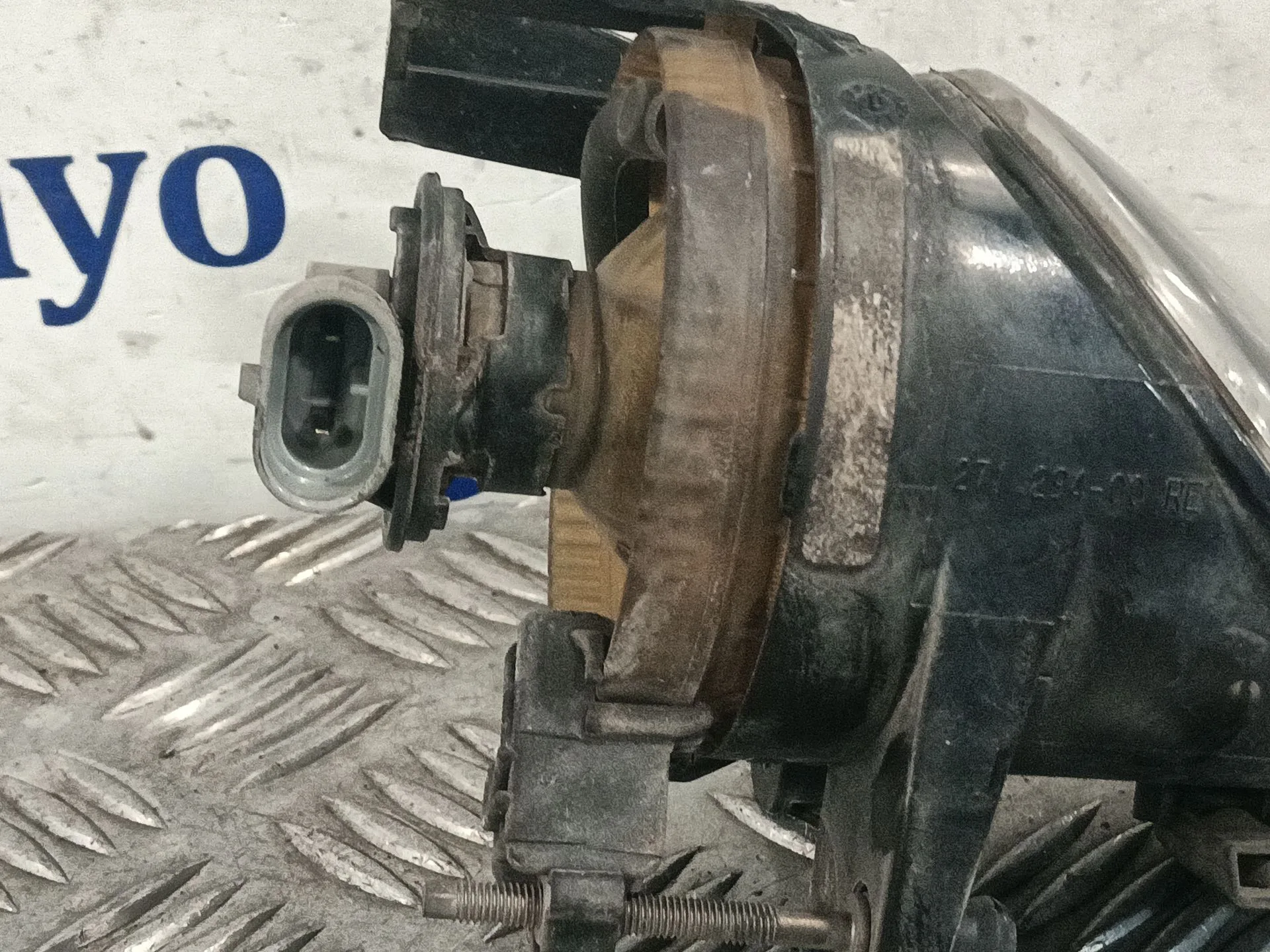 Faro Antiniebla Derecho para Volkswagen Passat B6 Variant (3C5)