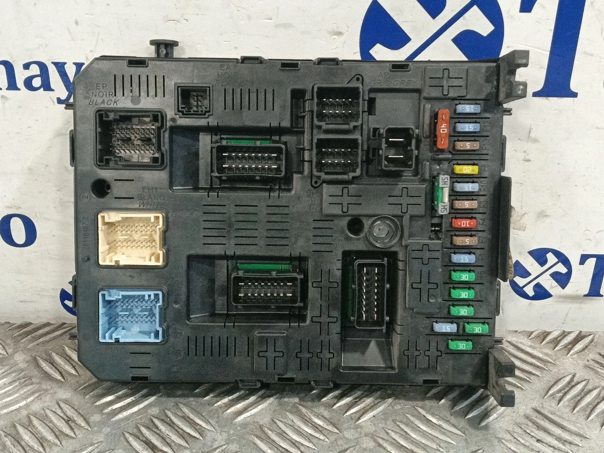 Caja Reles / Fusibles para Citroën Berlingo Multispace (B9)