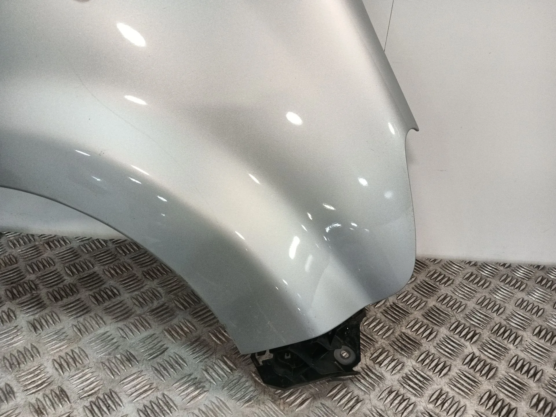 Aleta Delantera Derecha para Toyota Aygo (_B1_)