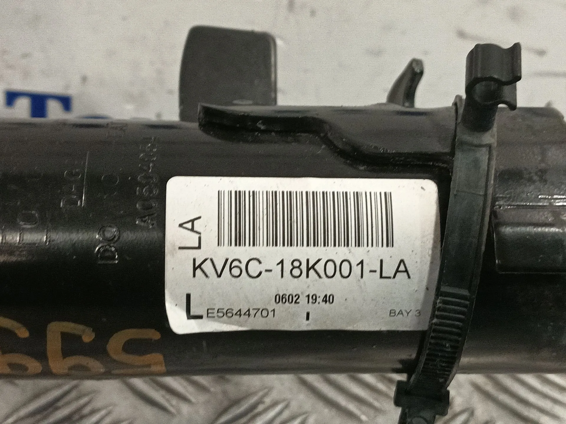 Amortiguador Delantero Izquierdo para Ford Transit Connect V408 Furgoneta/Monovolumen
