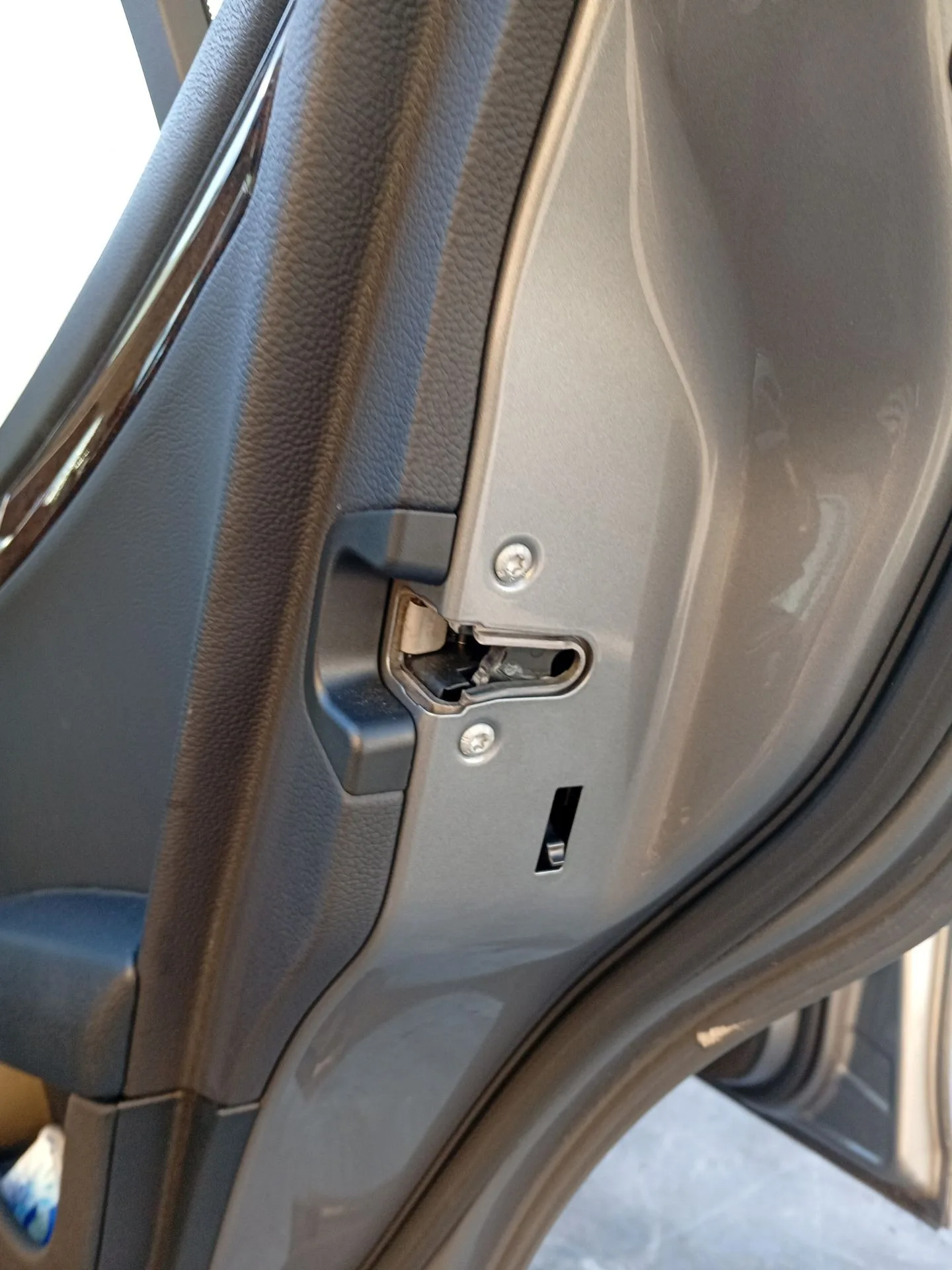Cerradura Puerta Trasera Derecha para Mercedes-Benz Clase C (W204)