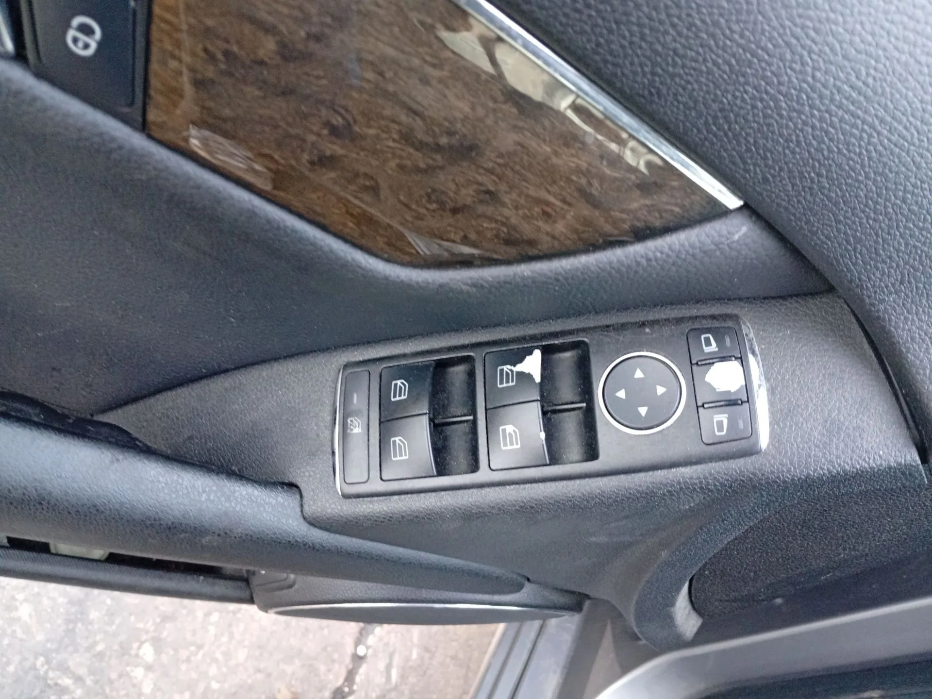 Mando Elevalunas Delantero Izquierdo para Mercedes-Benz Clase C (W204)