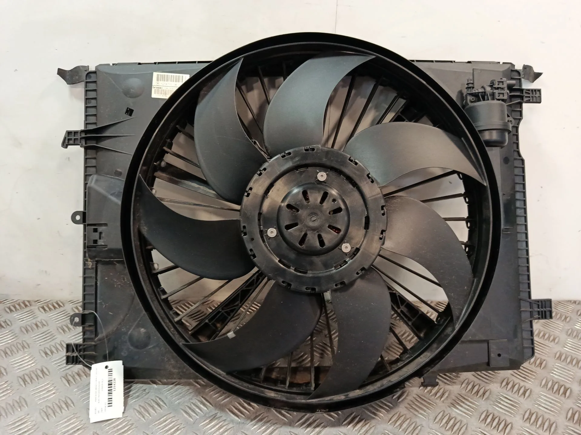 Electroventilador para Mercedes-Benz Clase C (W204)