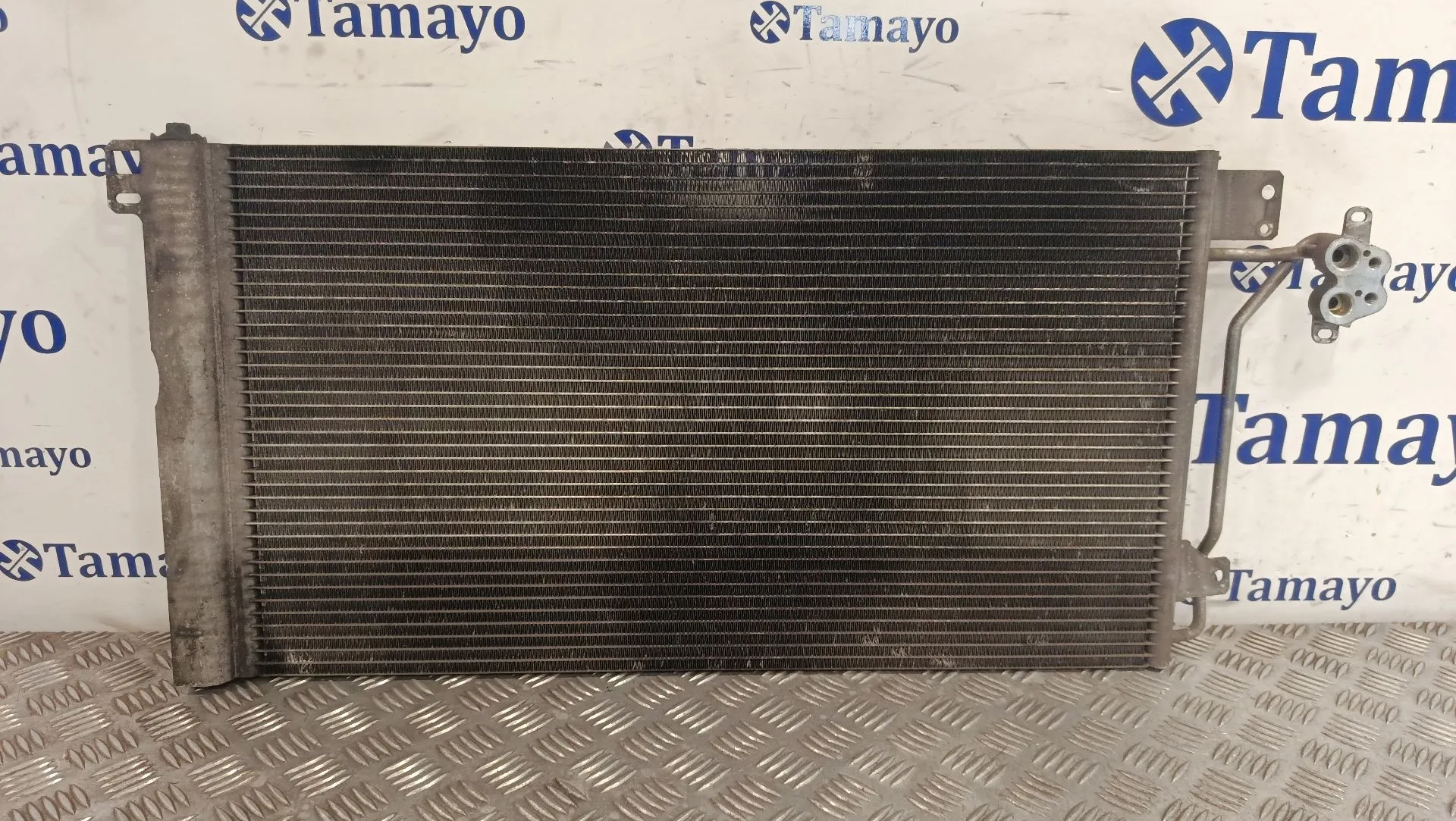 Condensador / Radiador Aire Acondicionado para Volkswagen Transporter T5 Furgoneta (7Ha, 7Hh, 7Ea, 7Eh)