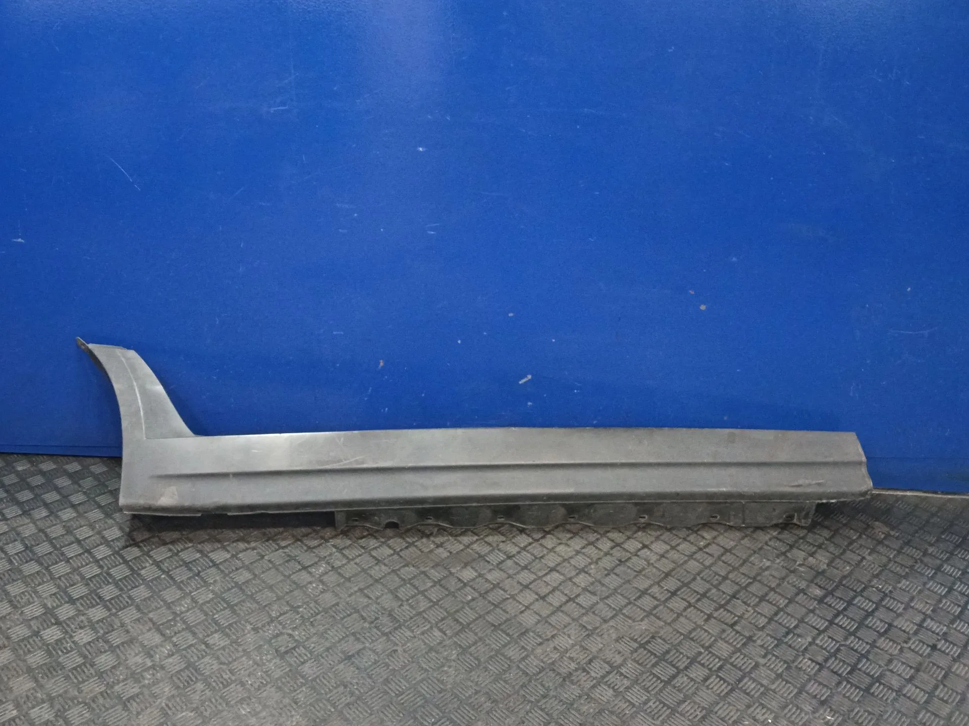 Faldon Lateral para Bmw X3 (E83)