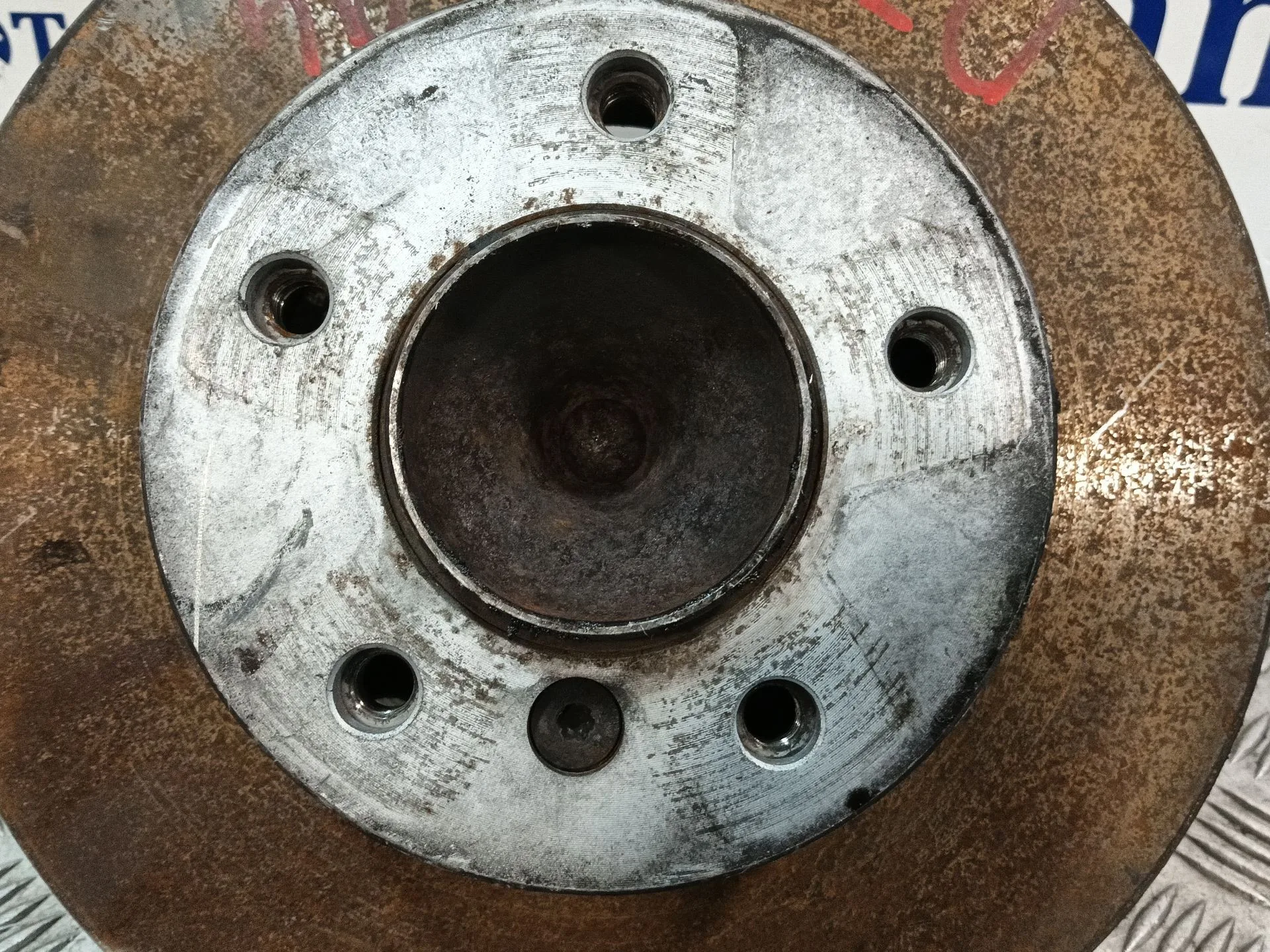 Mangueta Delantera Izquierda para Bmw 3 (E90)