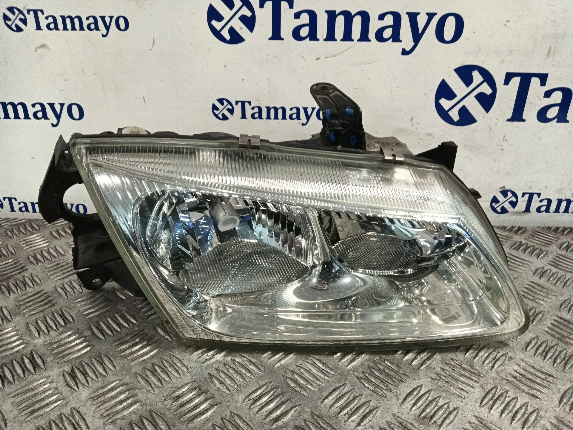 Faro Derecho para Nissan Almera Ii Hatchback (N16)