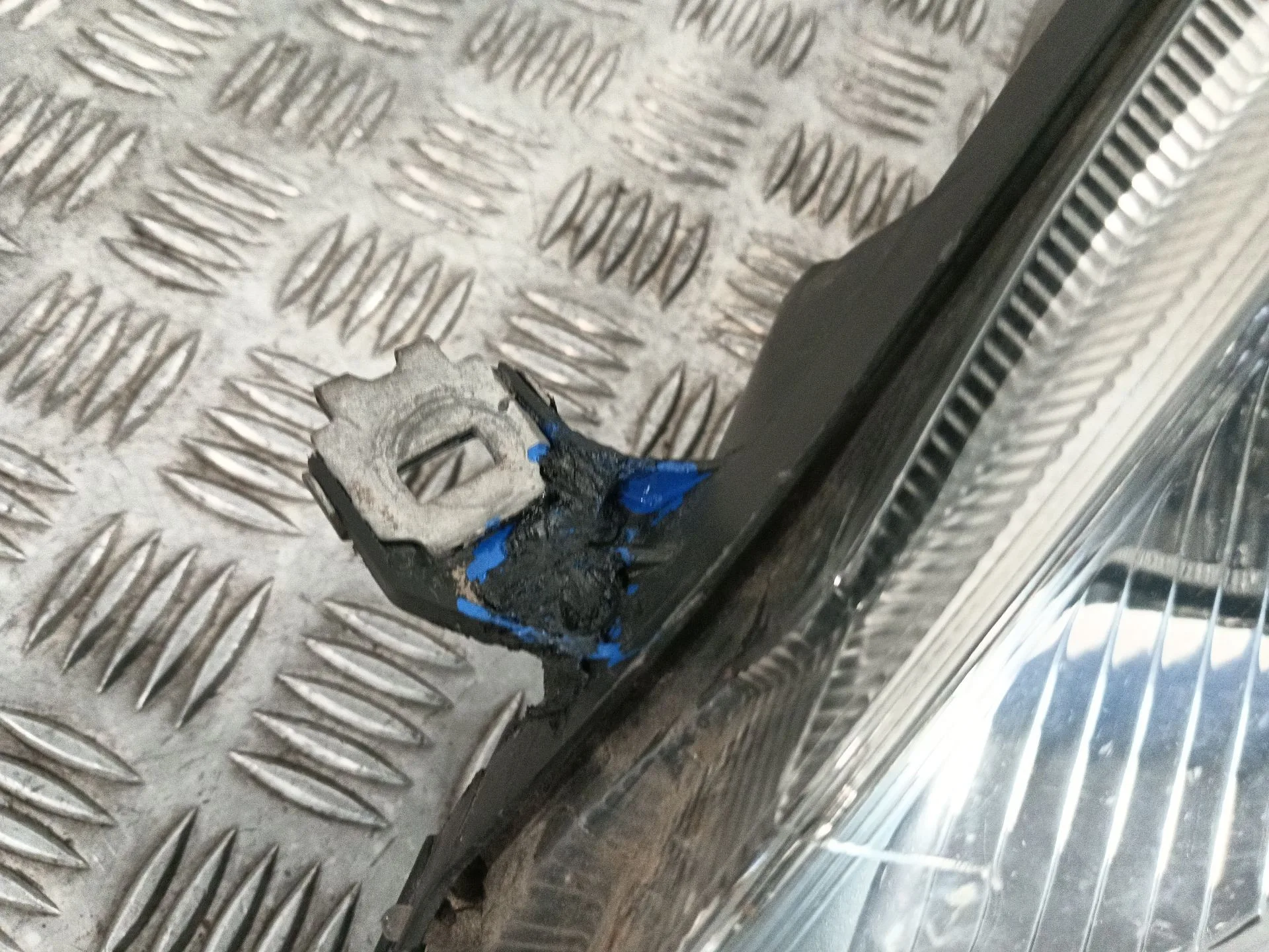 Faro Izquierdo para Fiat Grande Punto (199_)
