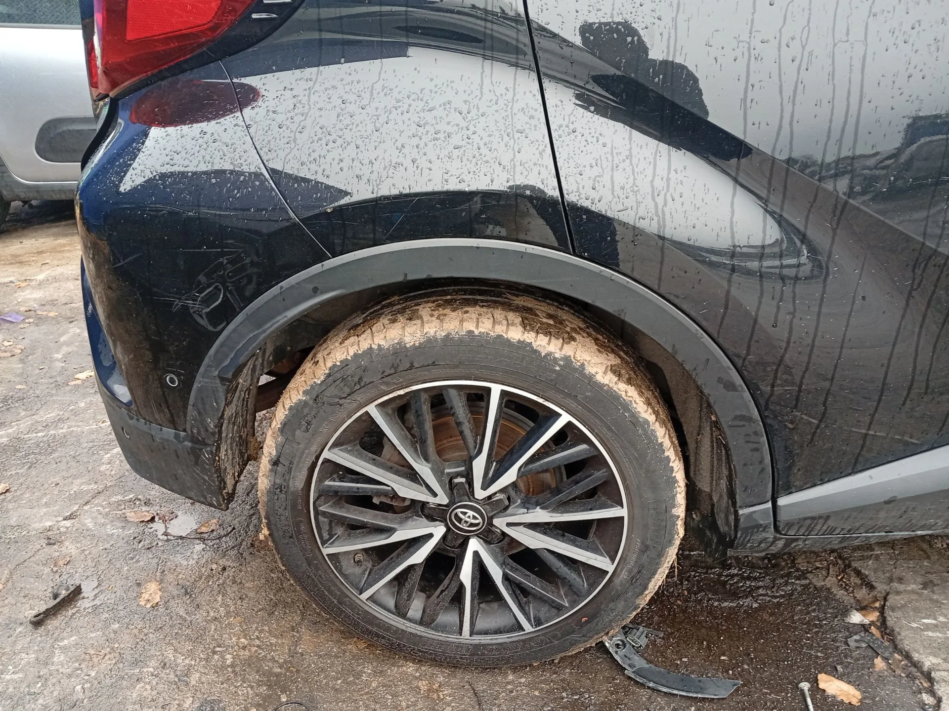 Aletin Trasero Derecho para Toyota C-Hr (_X1_)