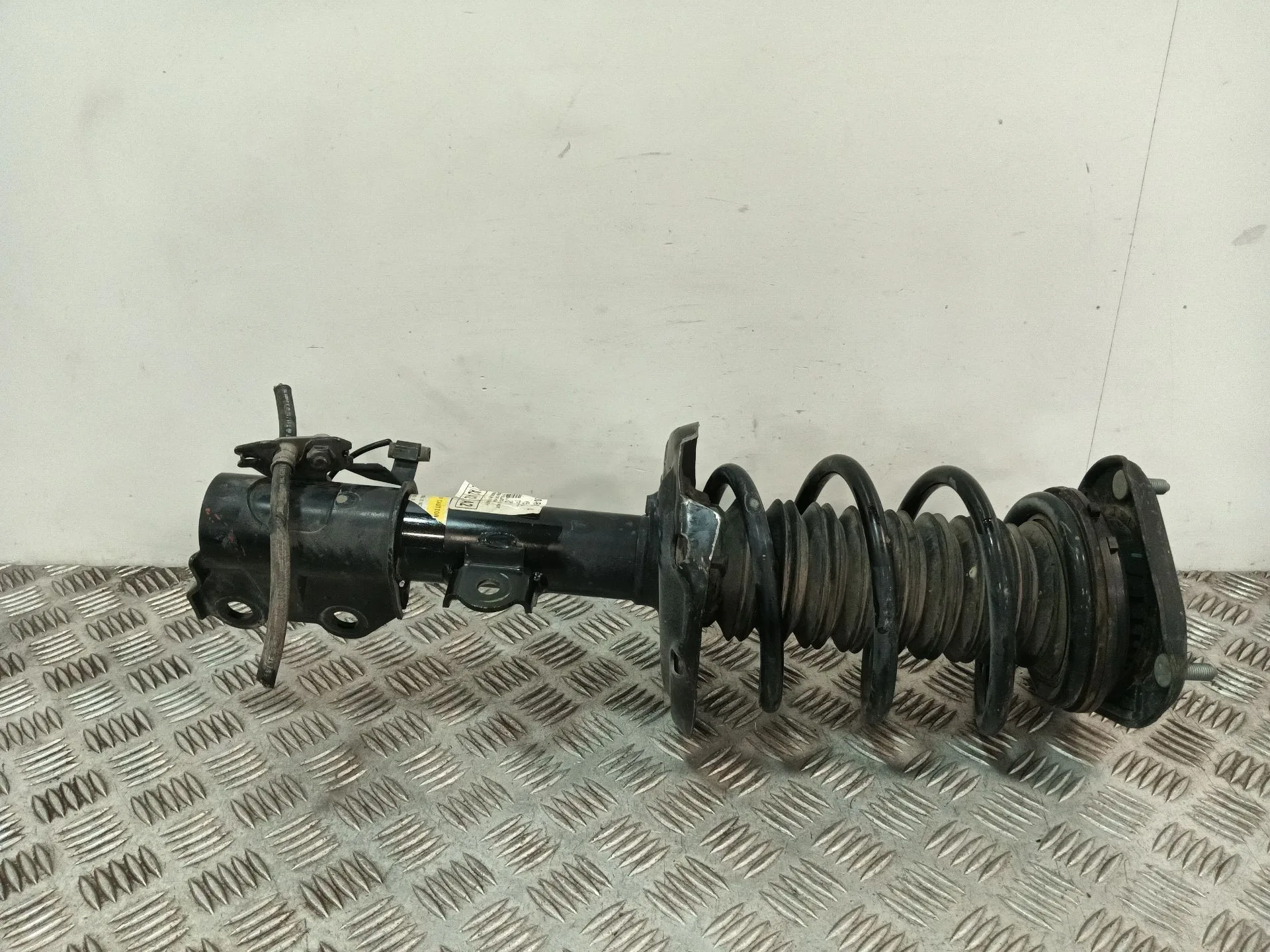 Amortiguador Delantero Izquierdo para Toyota C-Hr (_X1_)