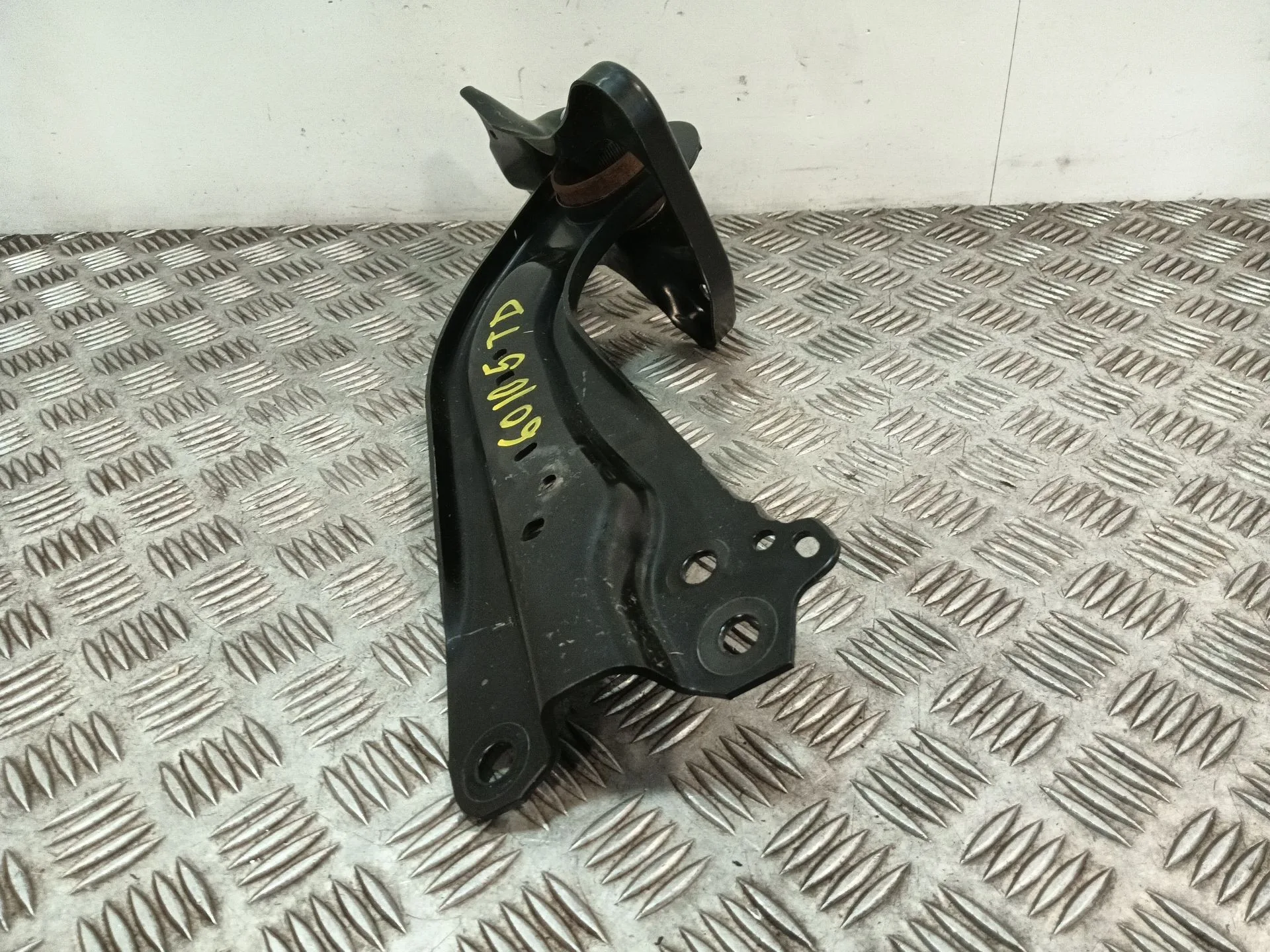 Brazo Suspension Superior Trasero Derecho para Toyota C-Hr (_X1_)