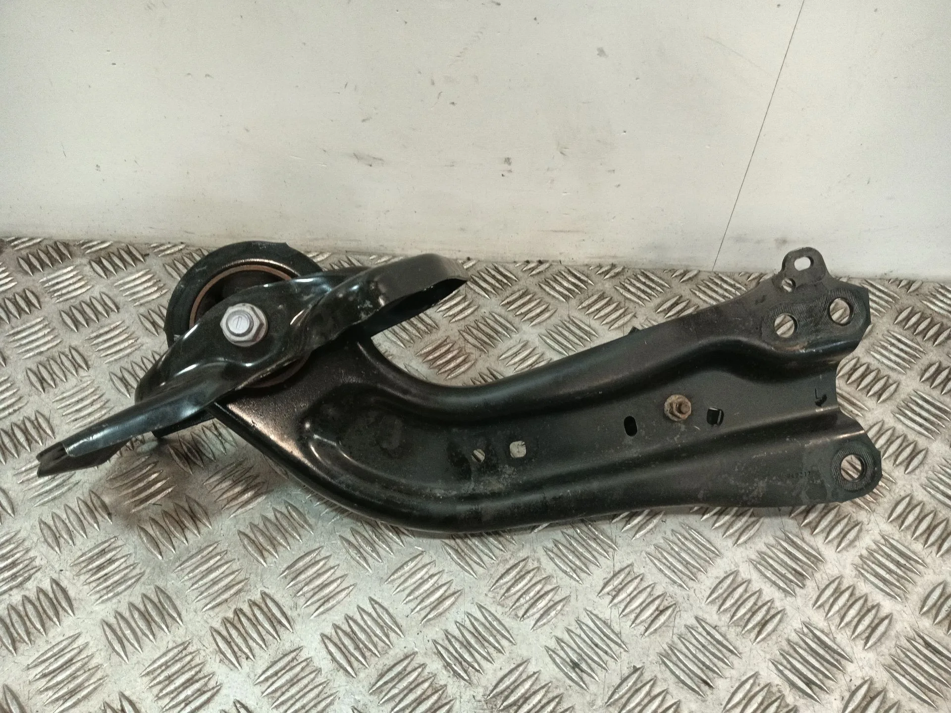 Brazo Suspension Superior Trasero Izquierdo para Toyota C-Hr (_X1_)
