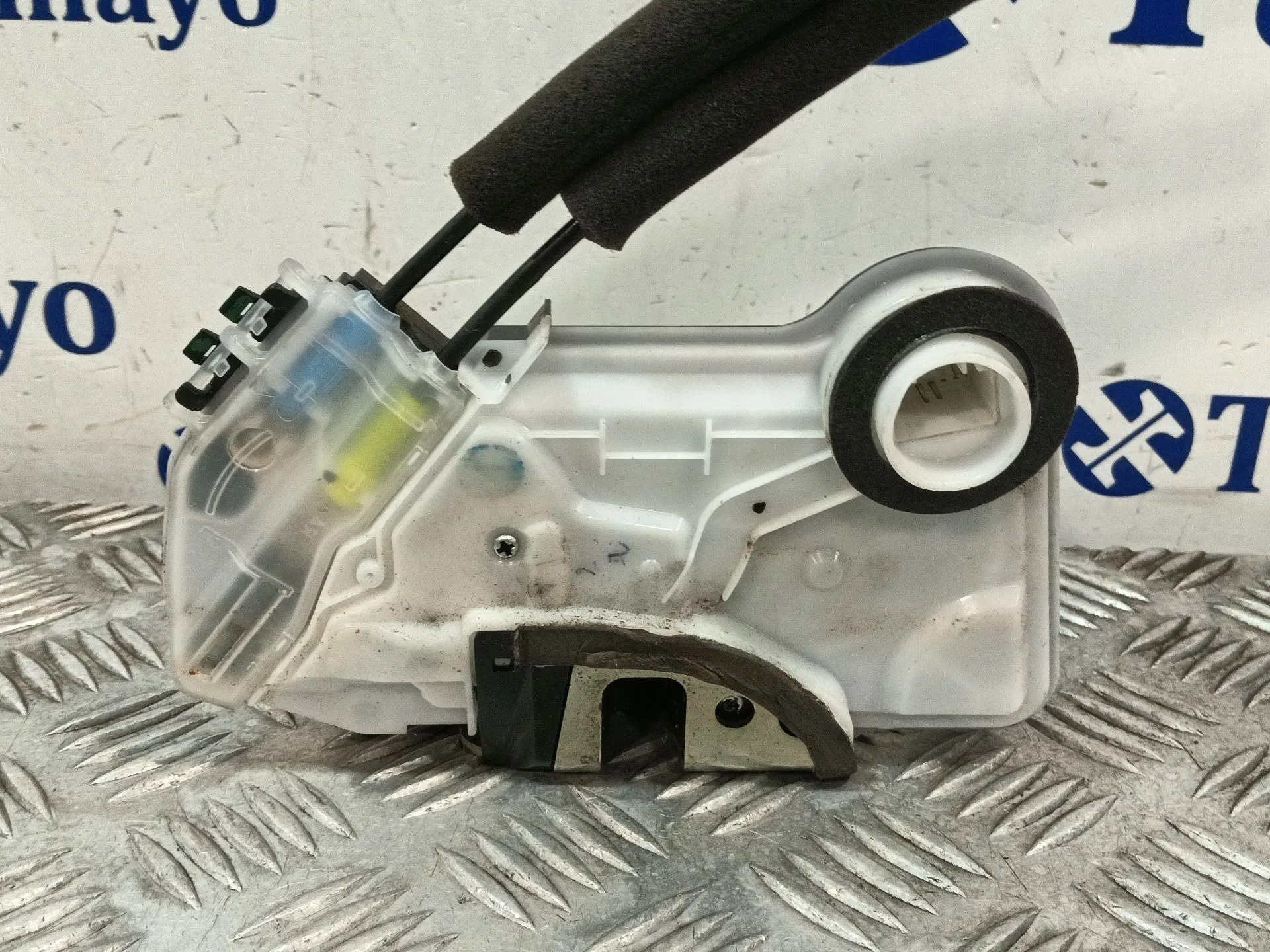 Cerradura Puerta Delantera Derecha para Toyota C-Hr (_X1_)