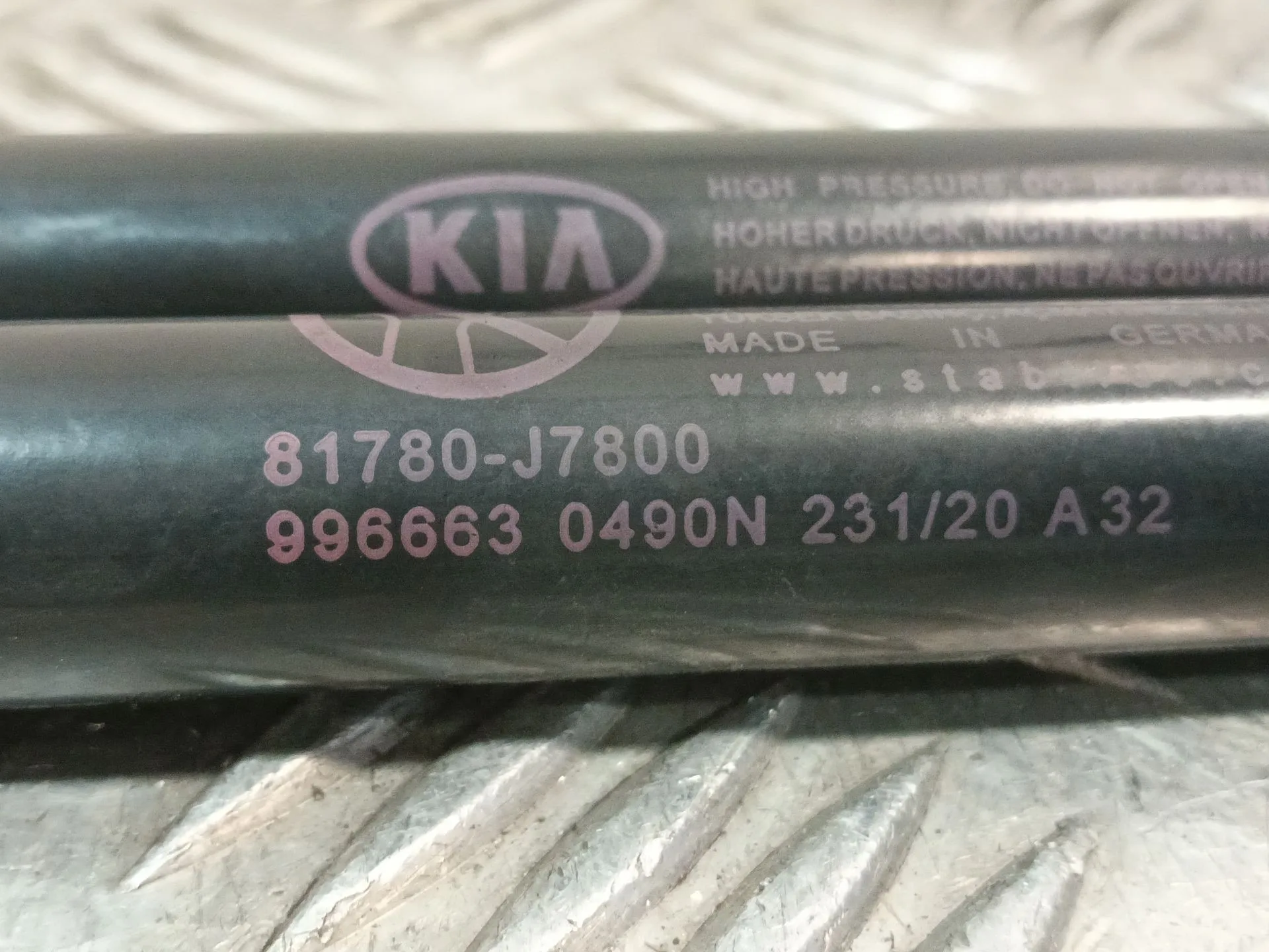 Amortiguadores Maletero / Porton para Kia Xceed (Cd)