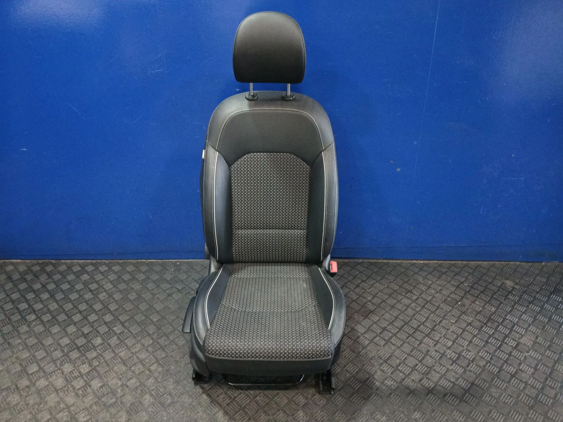 Asiento Delantero Derecho para Kia Xceed (Cd)
